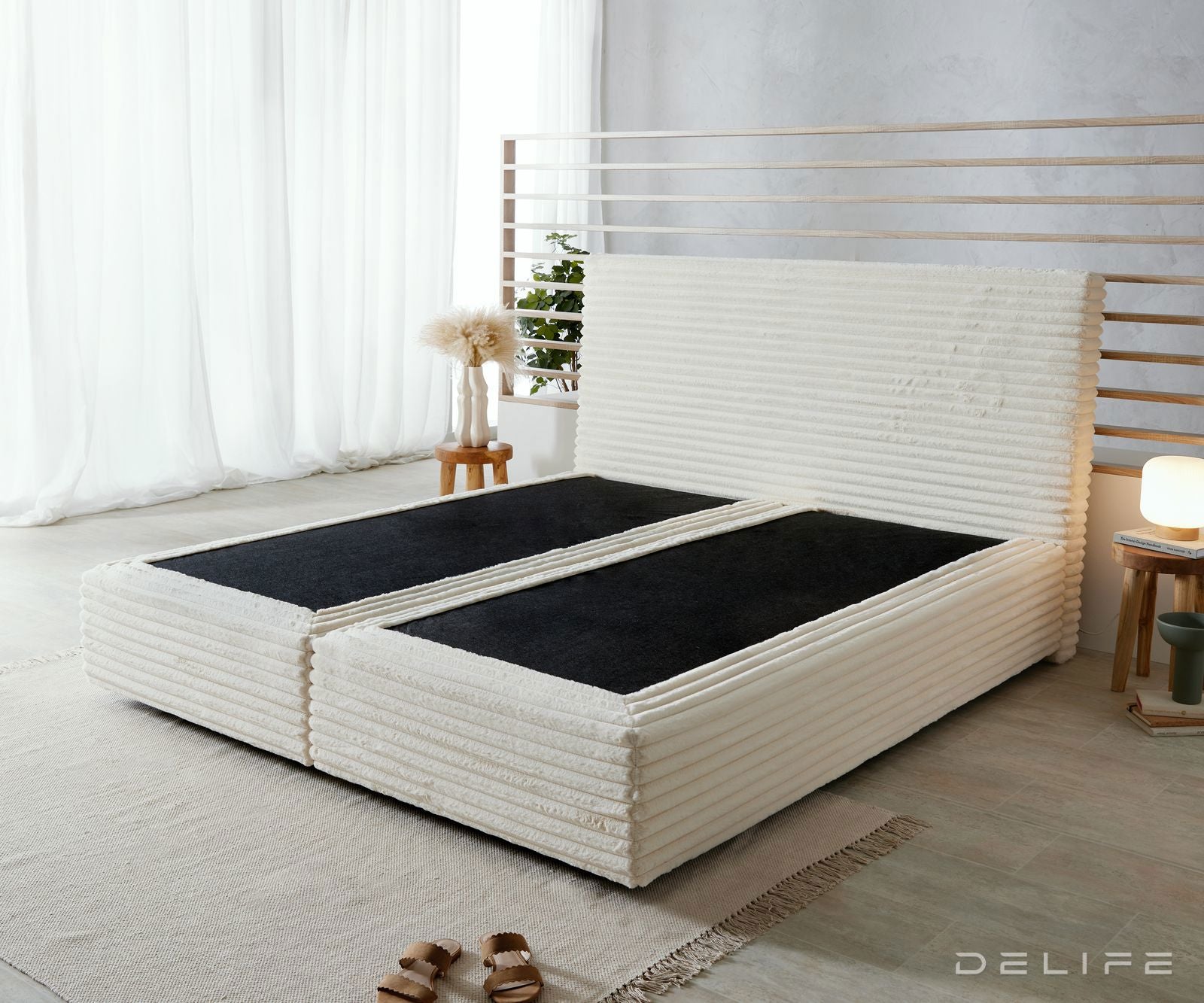 Postelja Dream Well z vzmetnim vzmetom, material: Plišasta rebrasta tkanina