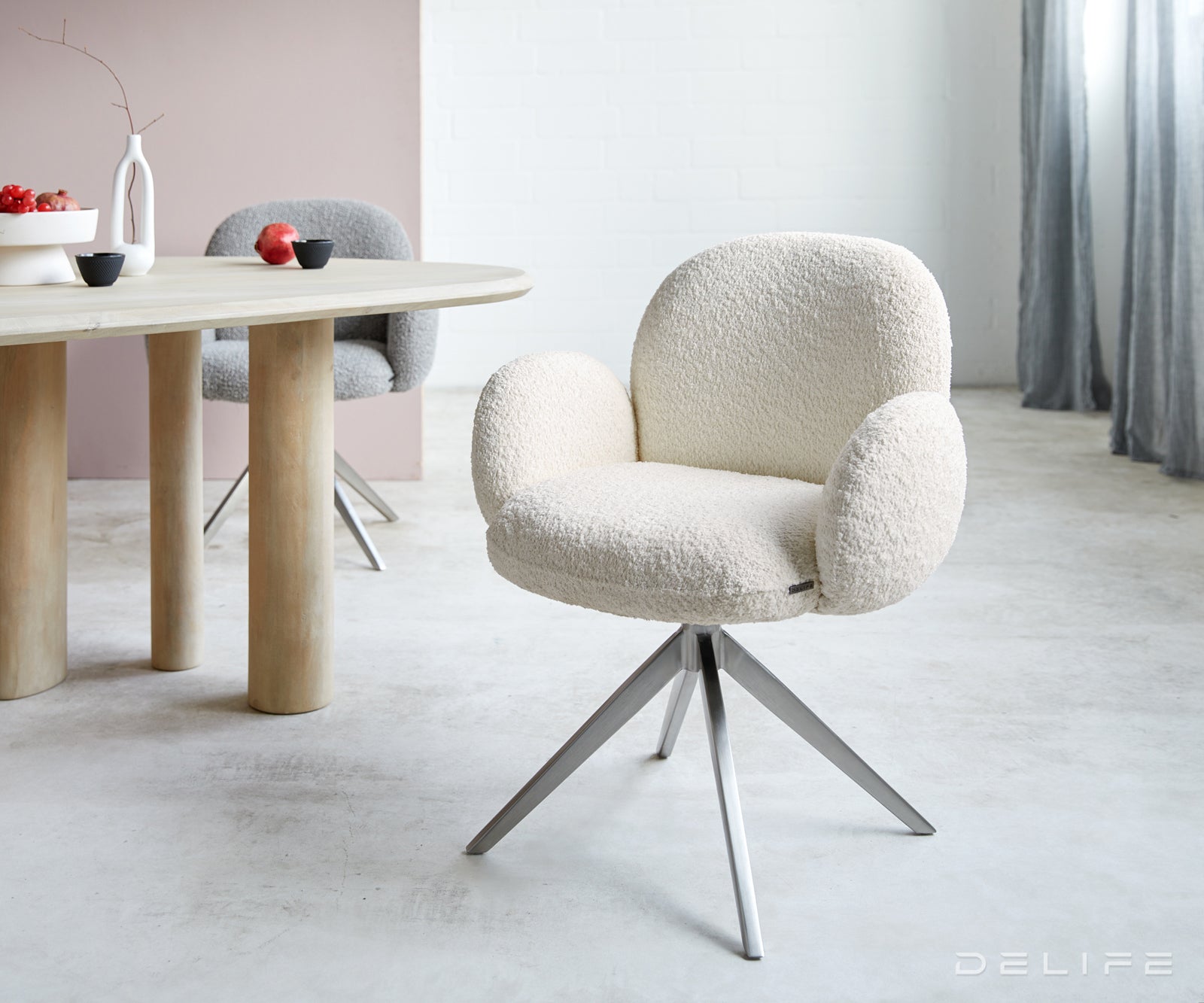 Jedilni stol z nasloni za roke Nube, Material: Bukle