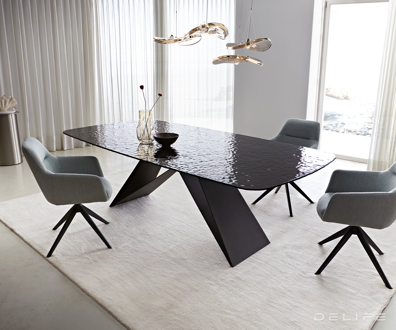 Jedilna miza Edge Boot, 240x120cm, Material: steklo/kovina