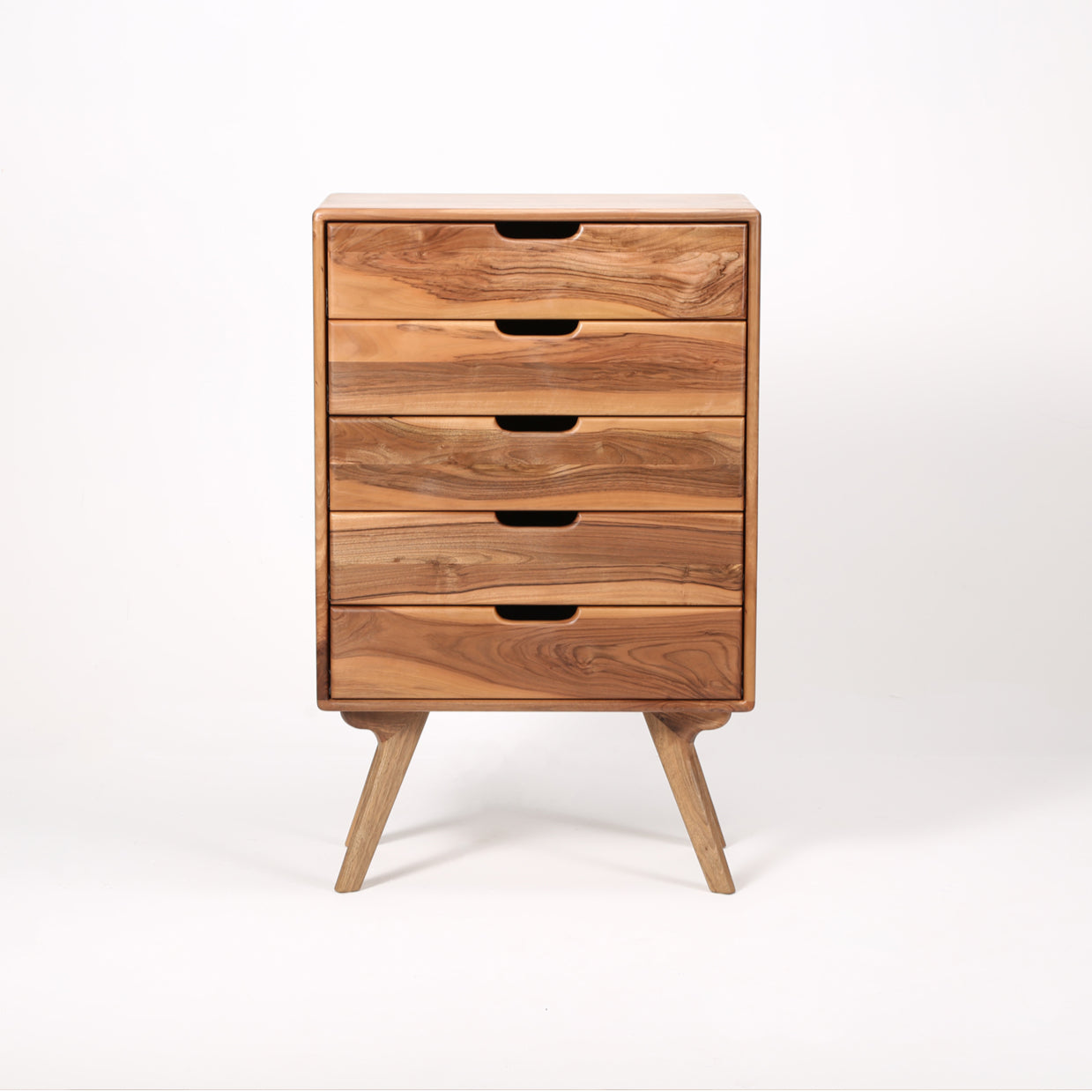 Komoda Amadeo 66x110 cm, material: masiven les oreh