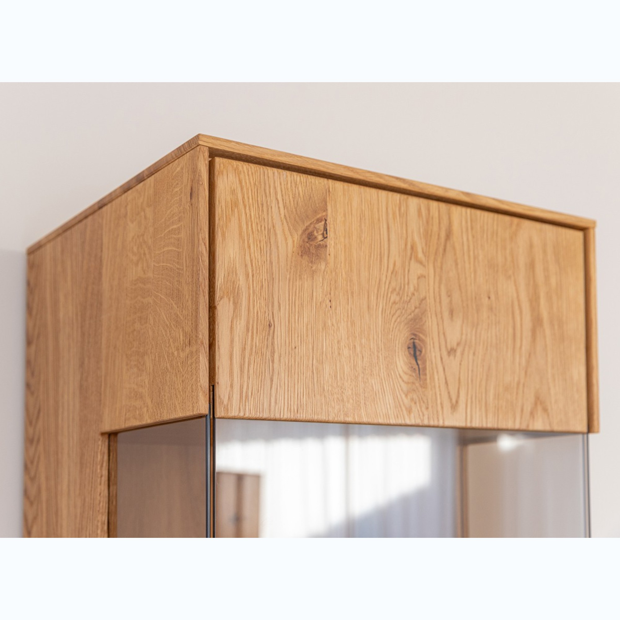 Vitrina Collodi 43x205 cm, Material: Masivno hrastovo les