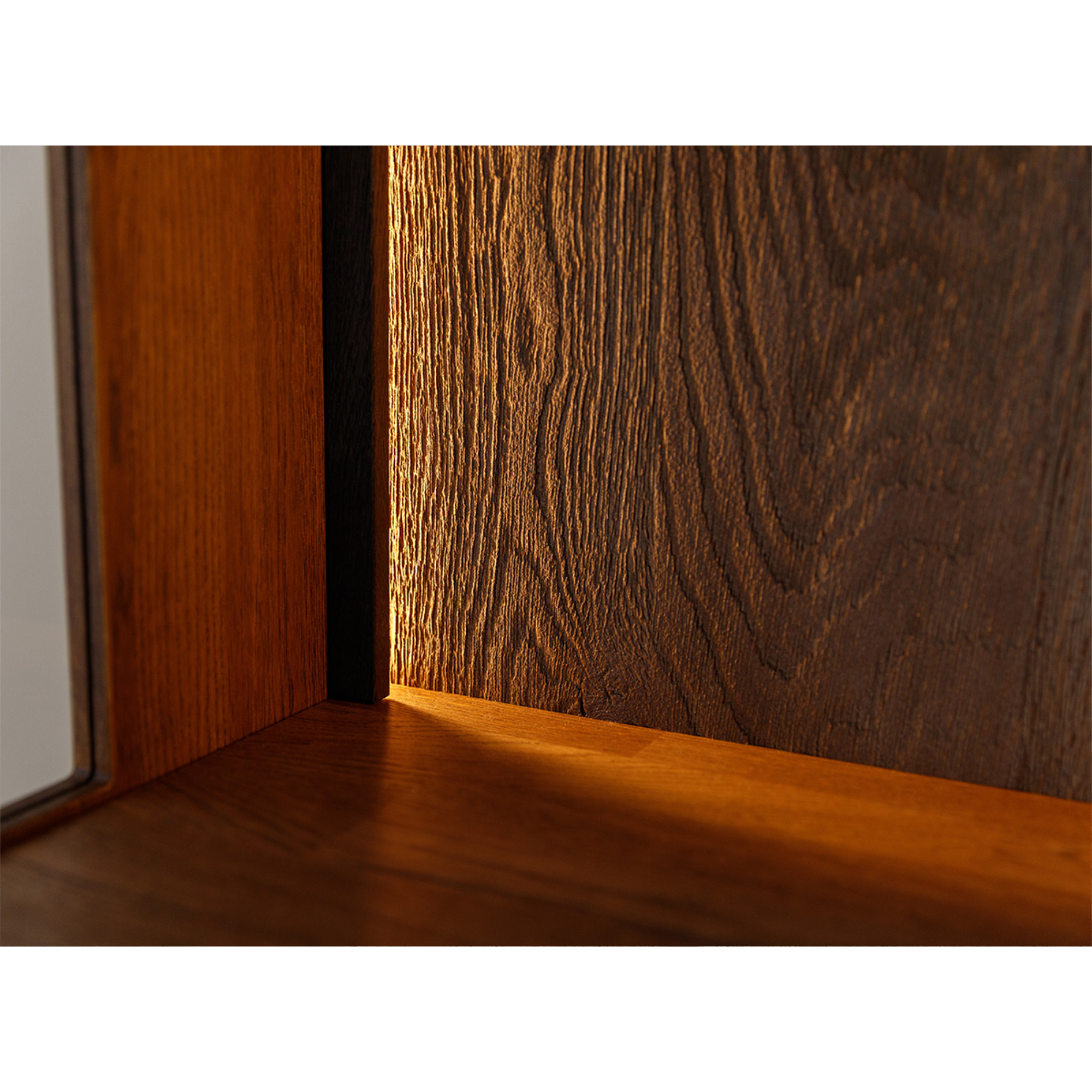 Vitrina Collodi 43x205 cm, Material: Masivno hrastovo les