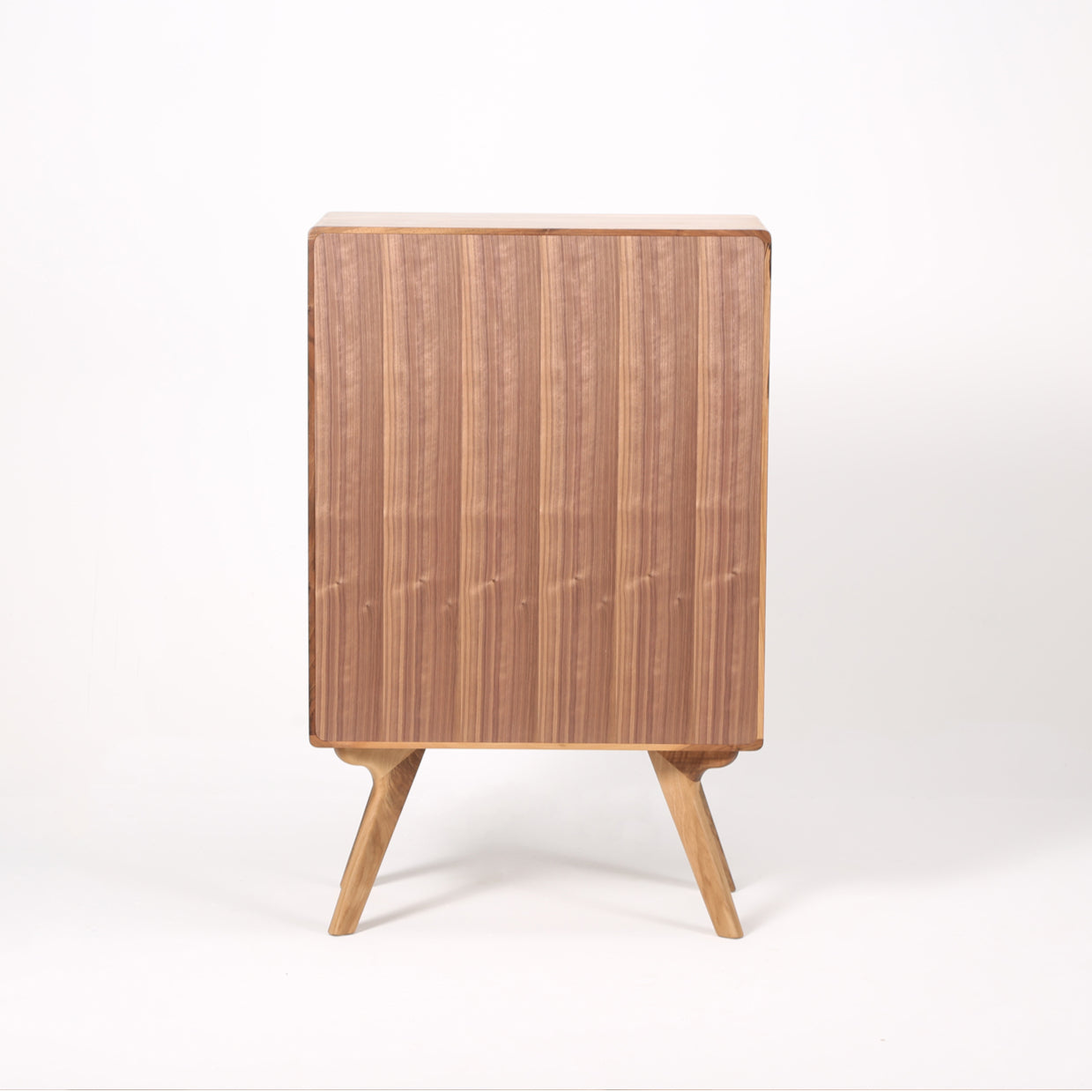 Komoda Amadeo 66x110 cm, material: masiven les oreh