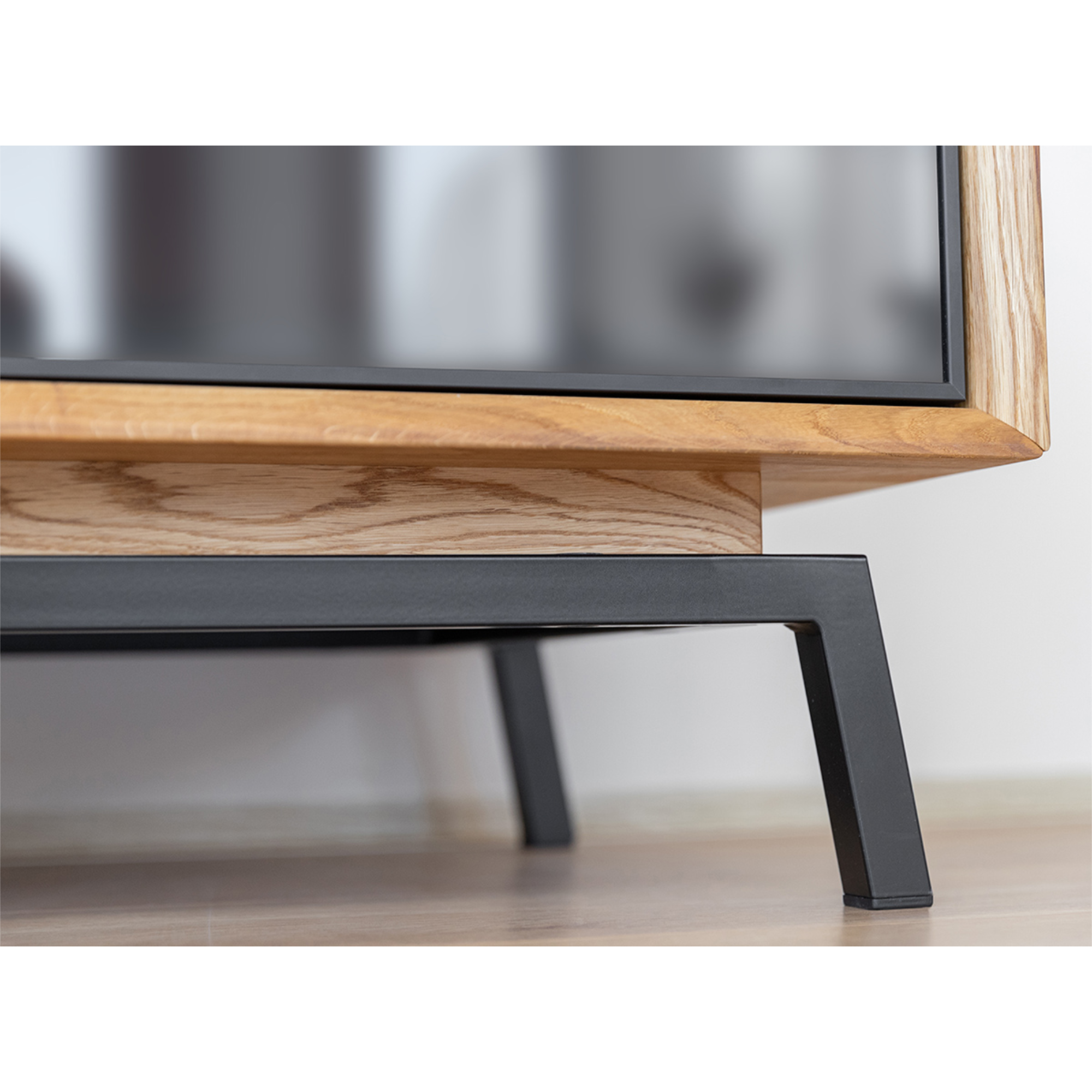 TV Komoda Modern Loft 160x50cm, Material: Masivno hrastovo les