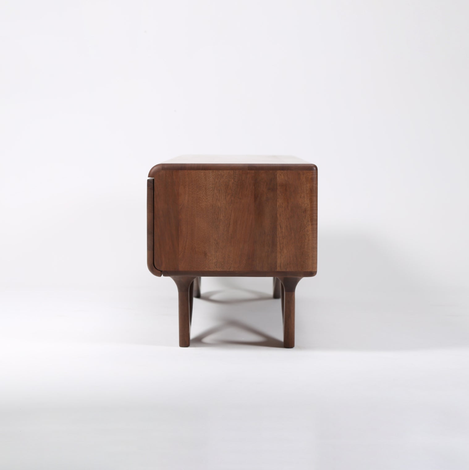 TV komoda Antoni 160x45 cm, material: polno les oreh