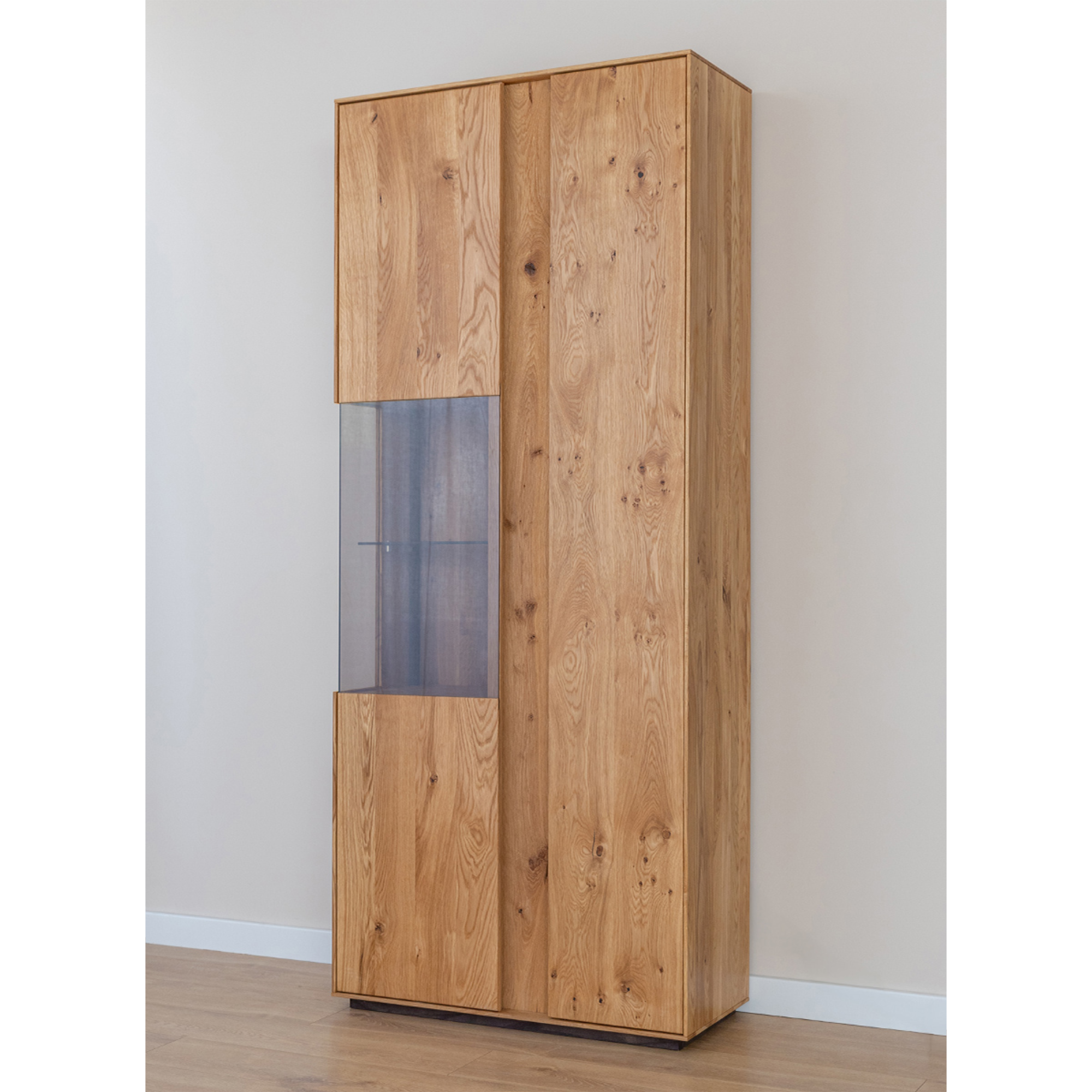 Vitrina Collodi 84,50x205 cm, Material: Masivno hrastovo les