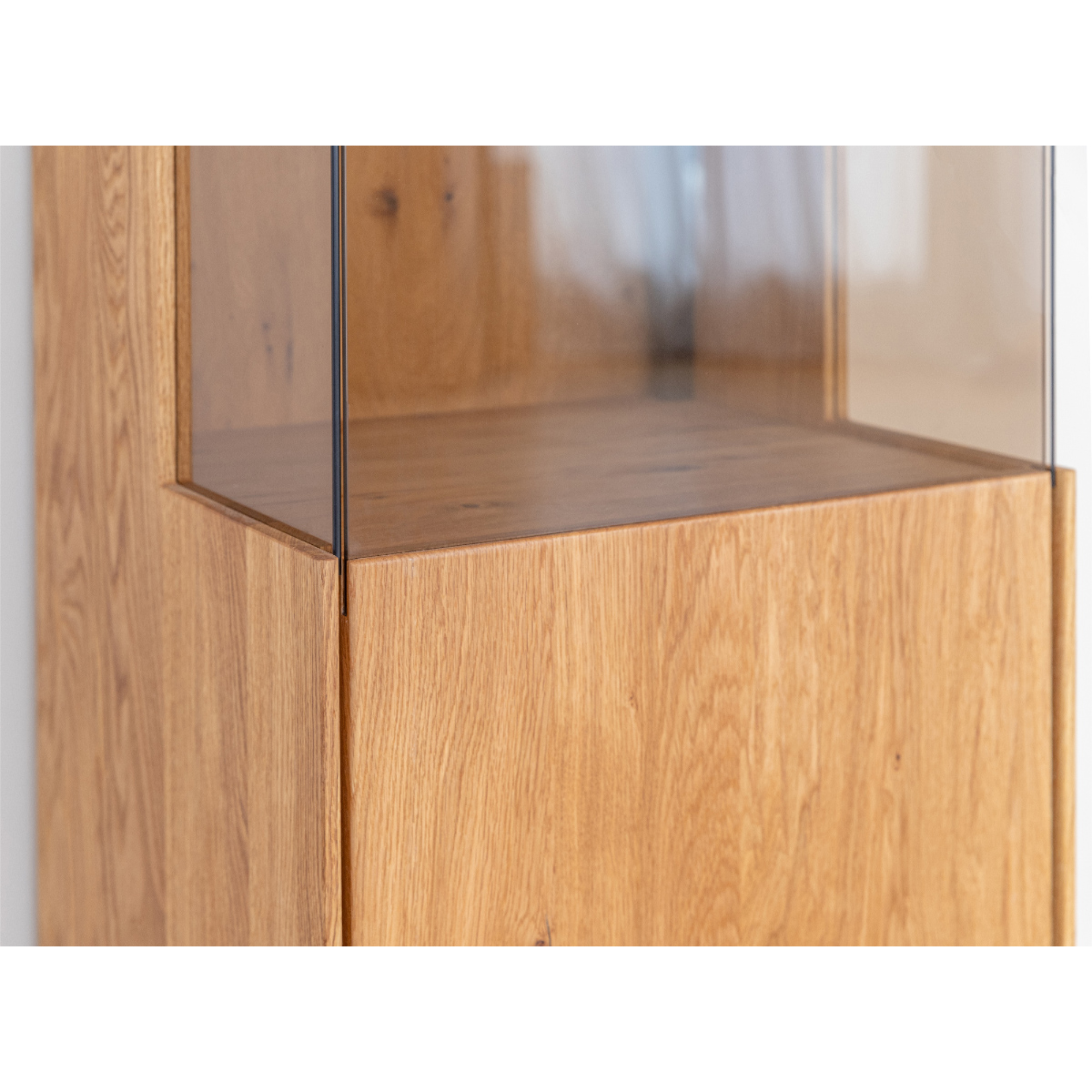Vitrina Collodi 43x205 cm, Material: Masivno hrastovo les