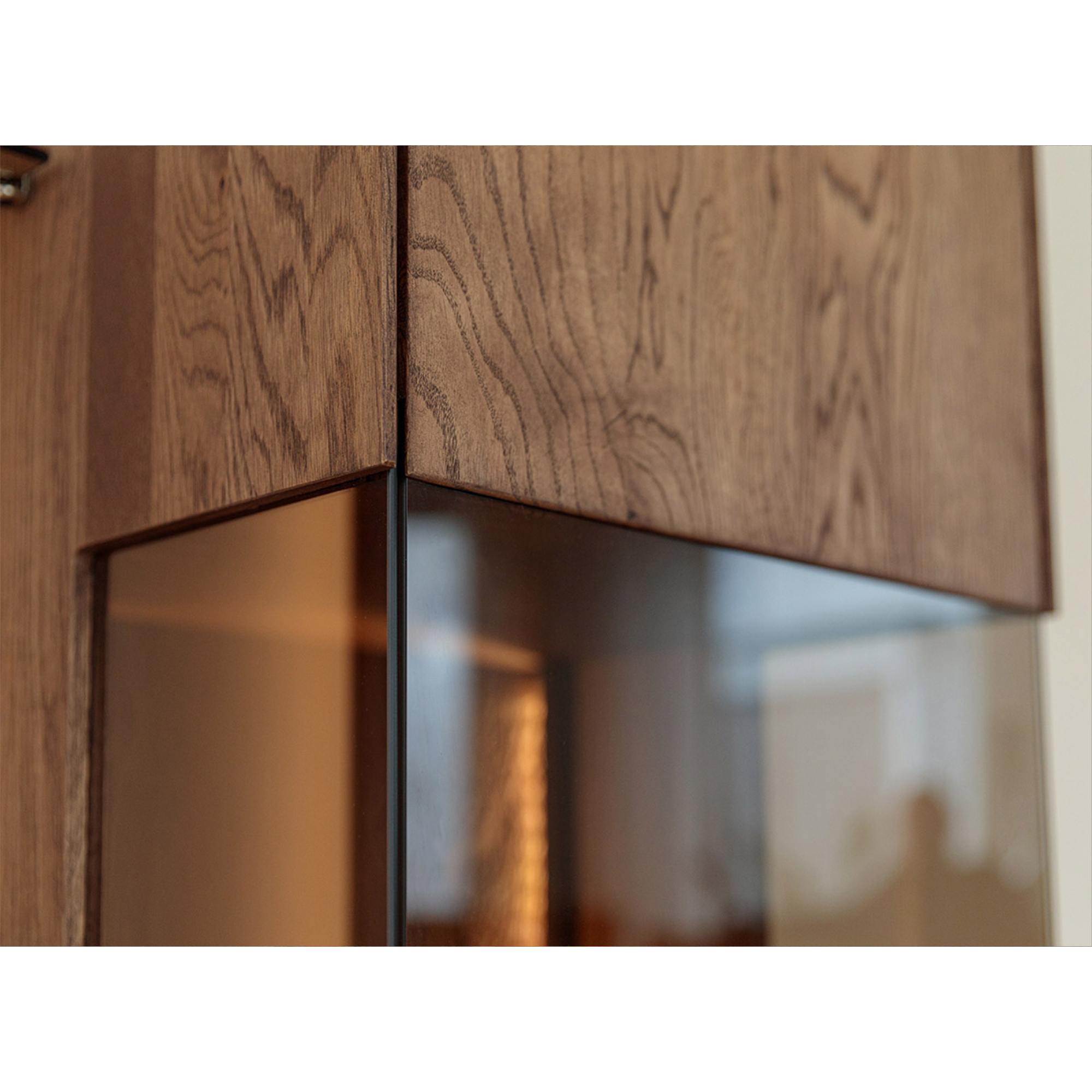 Vitrina Collodi 43x205 cm, Material: Masivno hrastovo les