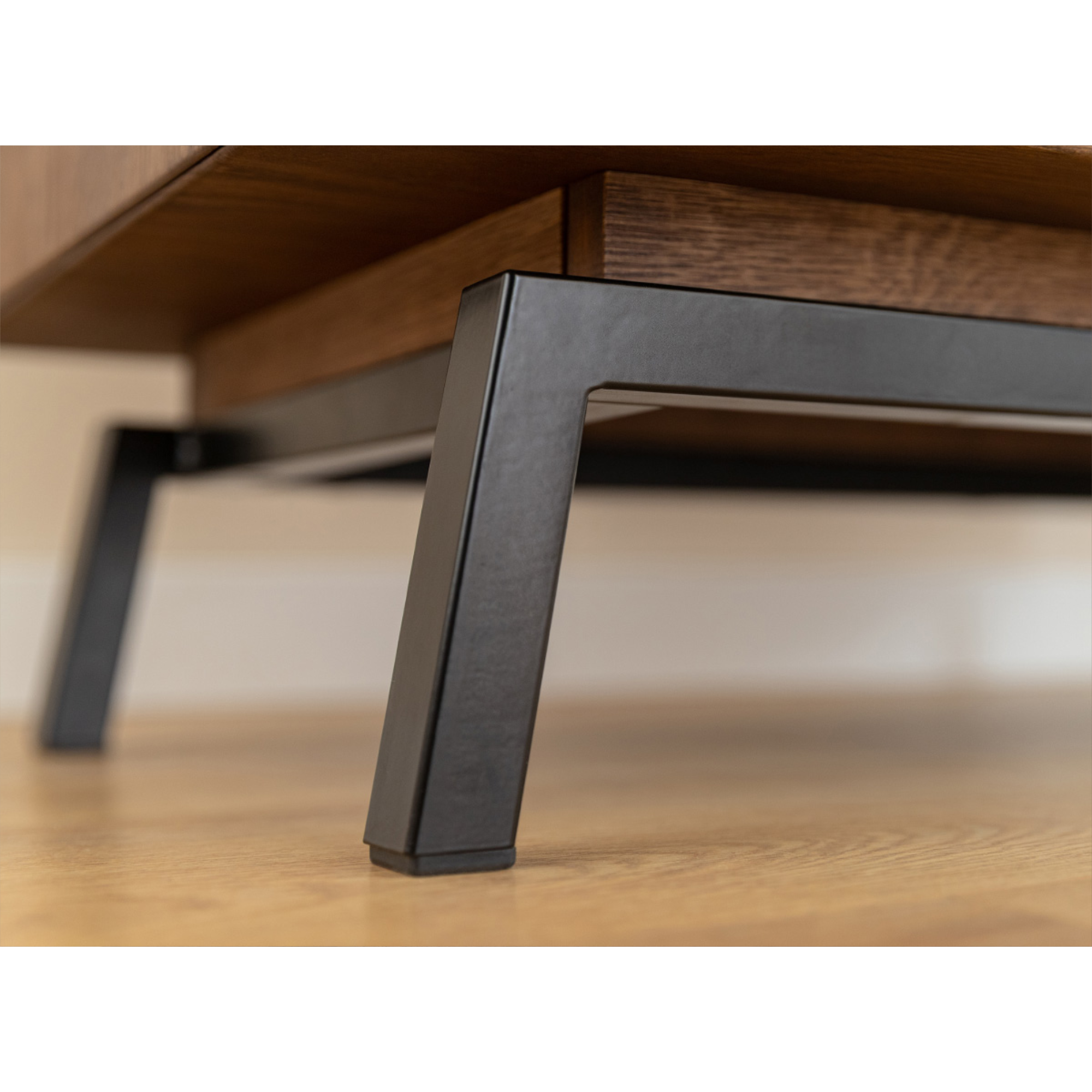 Komoda Modern Loft 120,50x45 cm, Material: Masivno hrastovo les