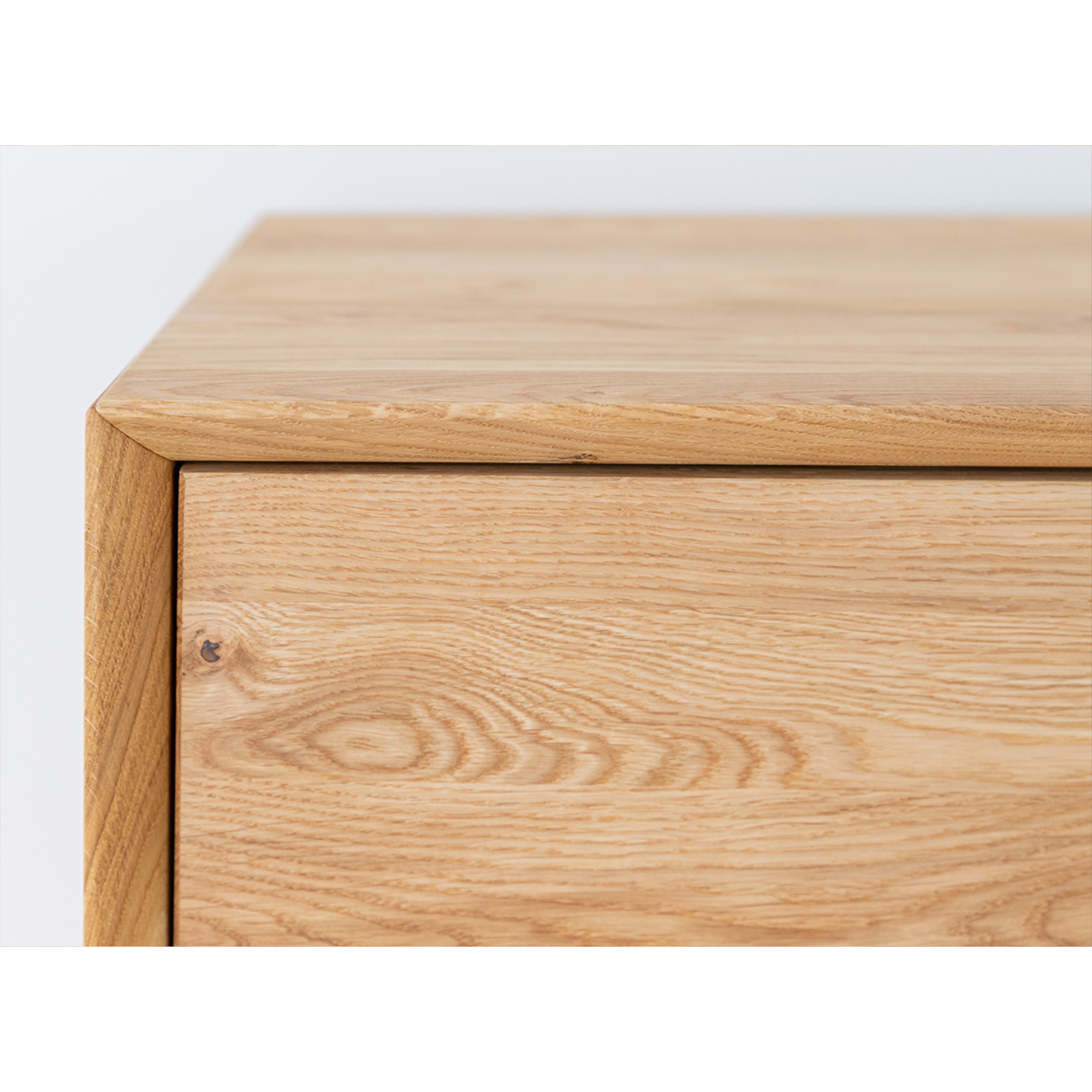 Komoda Modern Loft 101x45 cm s steklom, material: masivni hrast