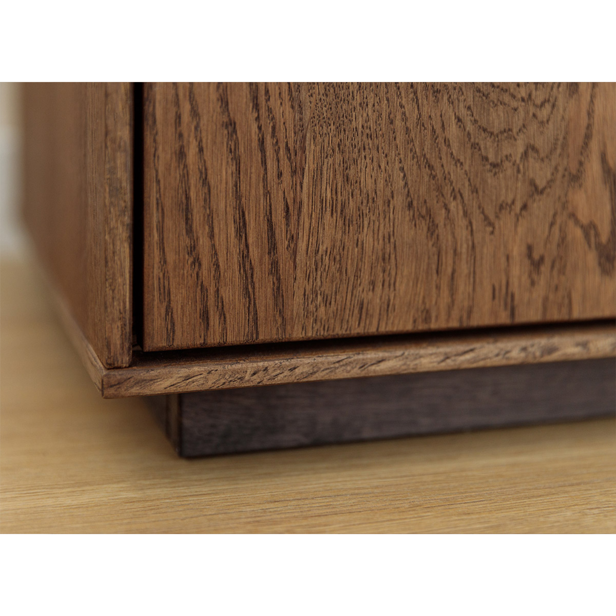 Vitrina Collodi 43x205 cm, Material: Masivno hrastovo les
