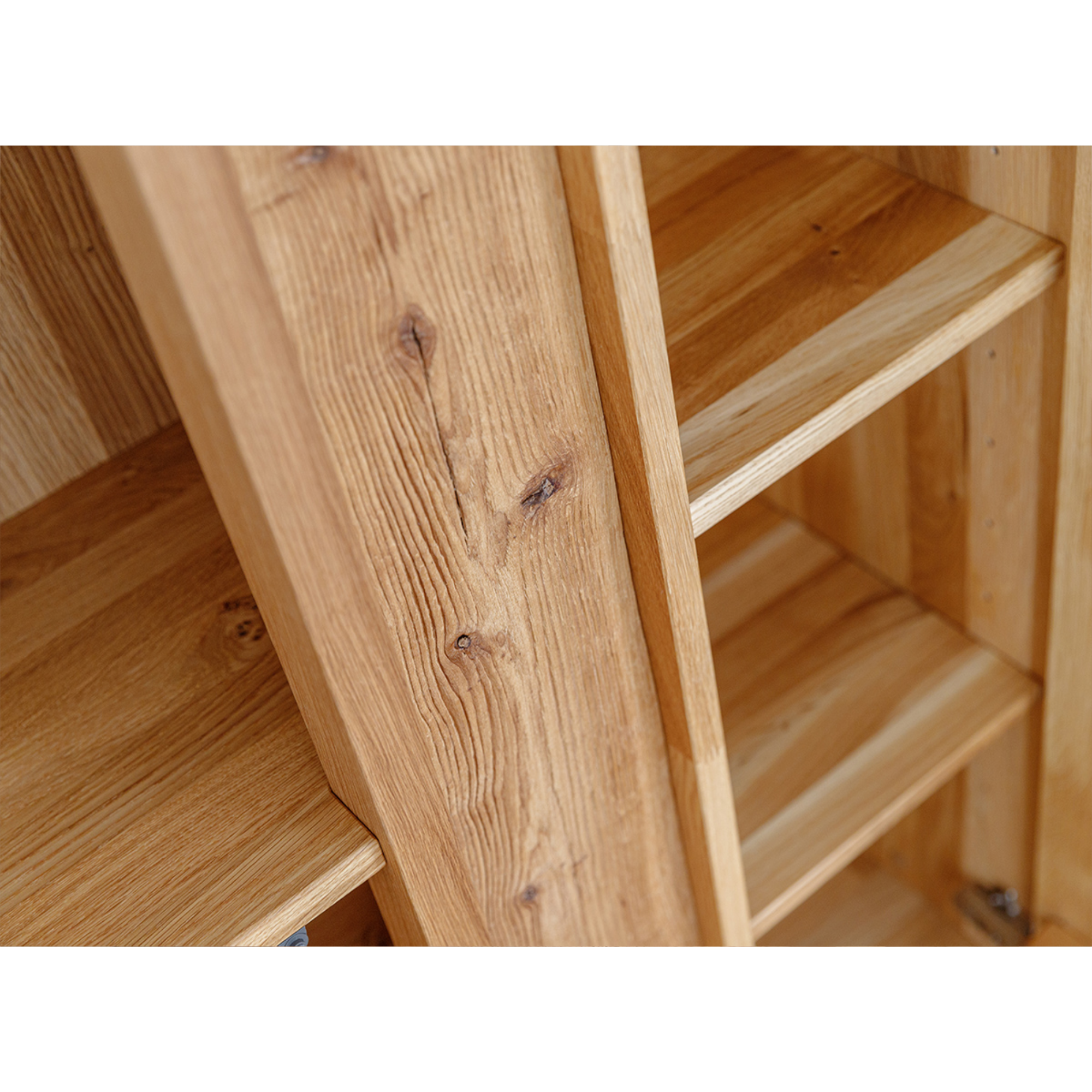 Vitrina Collodi 85x140 cm, Material: Masivno hrastovo les