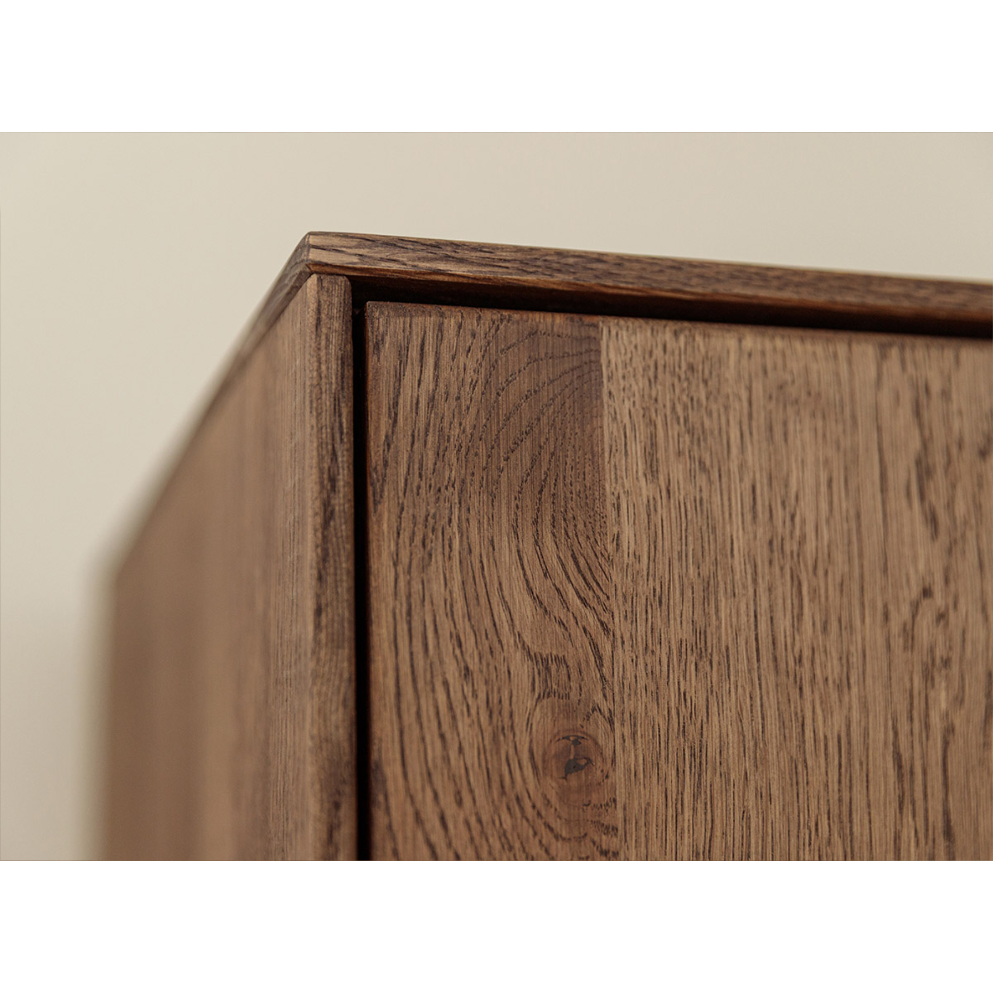 Vitrina Collodi 43x205 cm, Material: Masivno hrastovo les