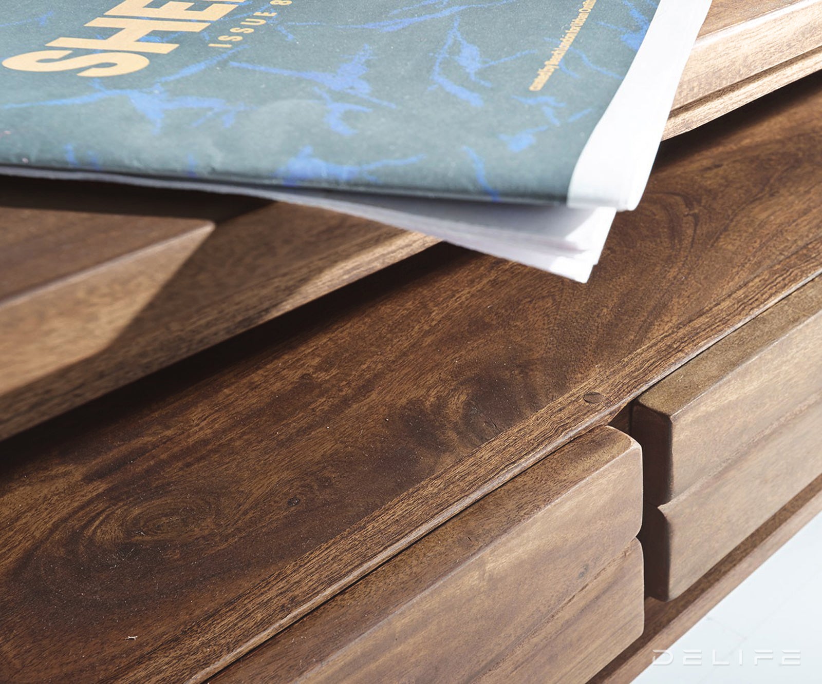 Predalnik Live Edge, 3 predali, 1 prekat, Material: akacija