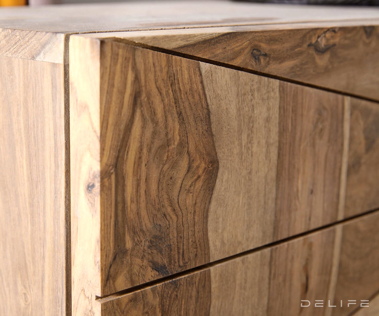 Dizajnerska komoda Wyatt 175x40cm, Material: Sheesham