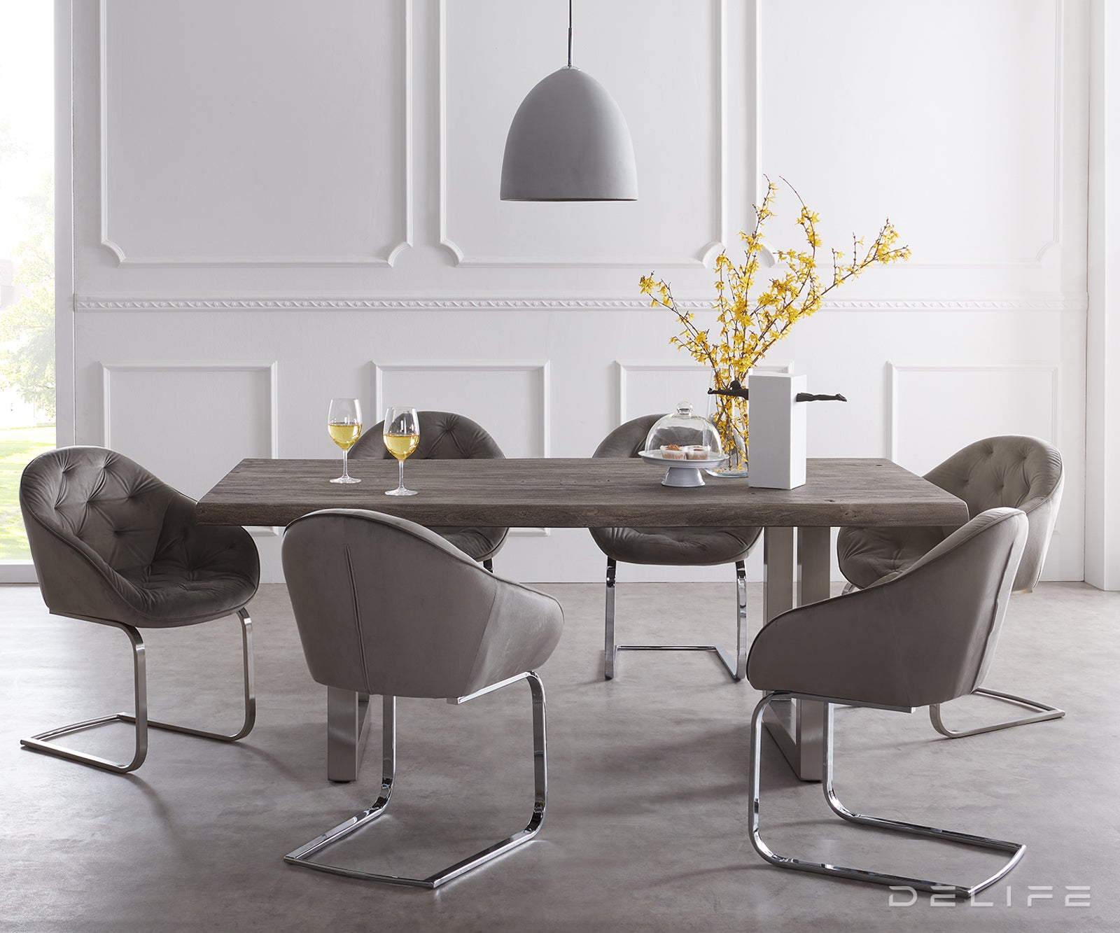 Jedilna miza z robom, Material: Akacija, Debelina deske: 5,5 cm