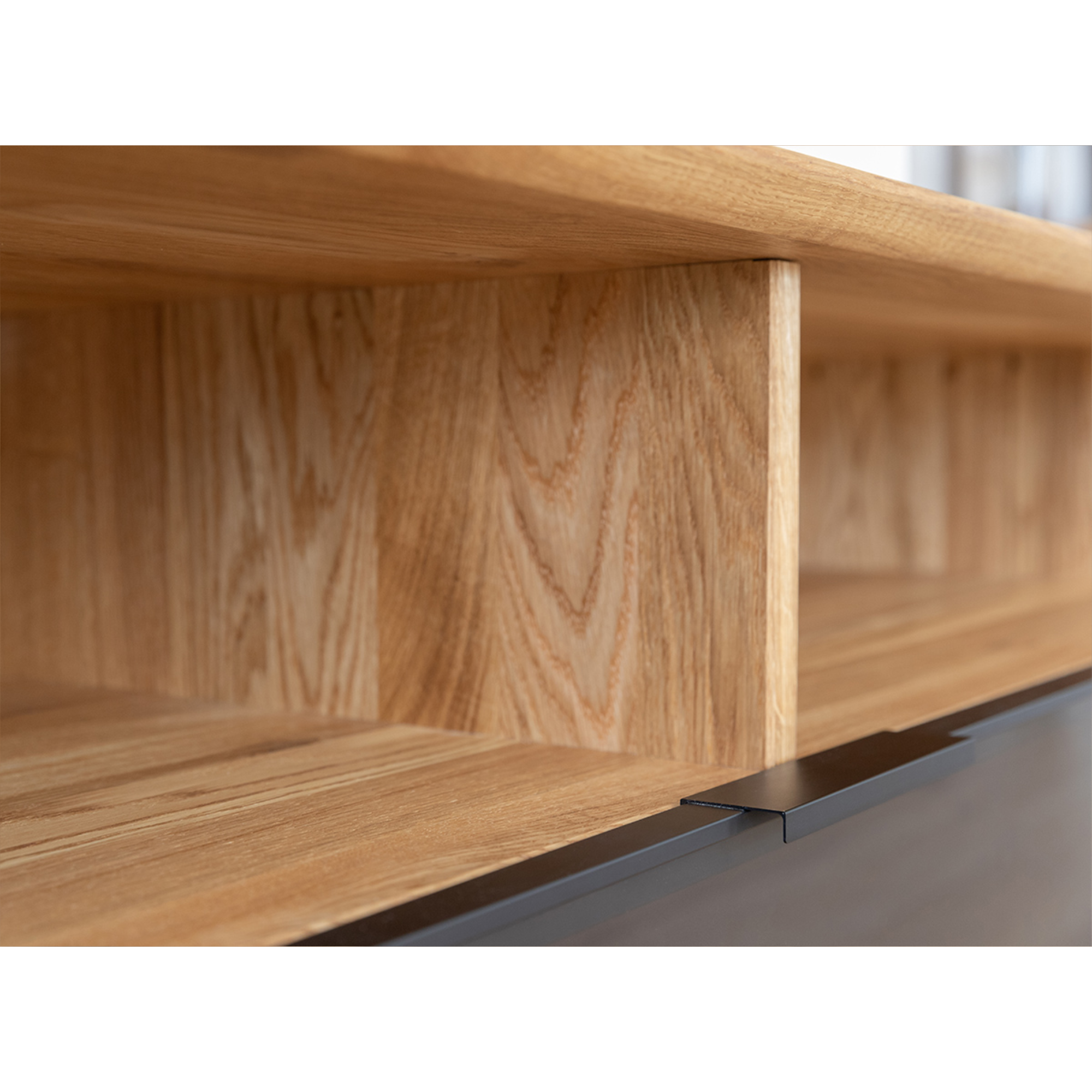 TV Komoda Modern Loft 160x50cm, Material: Masivno hrastovo les