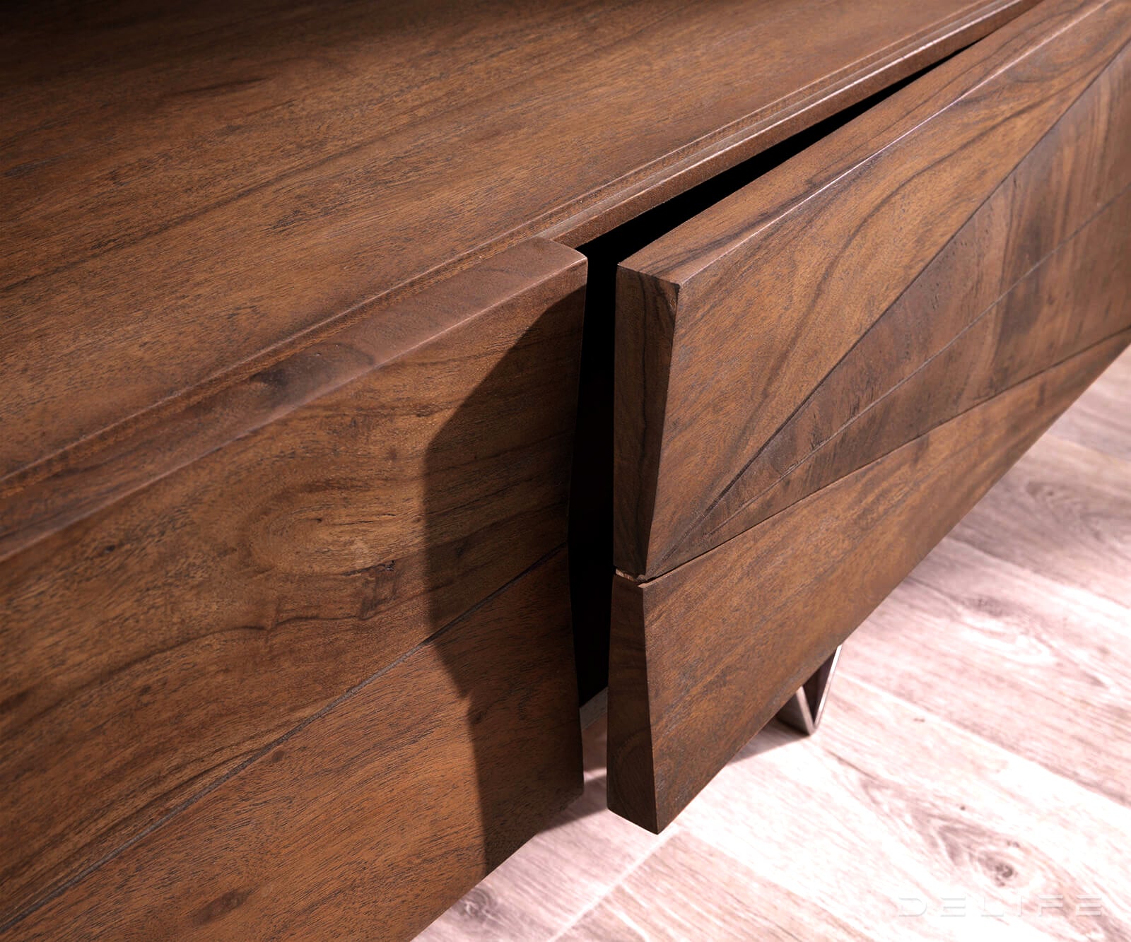 Dizajnerska komoda Wyatt 175 cm, material: akacija