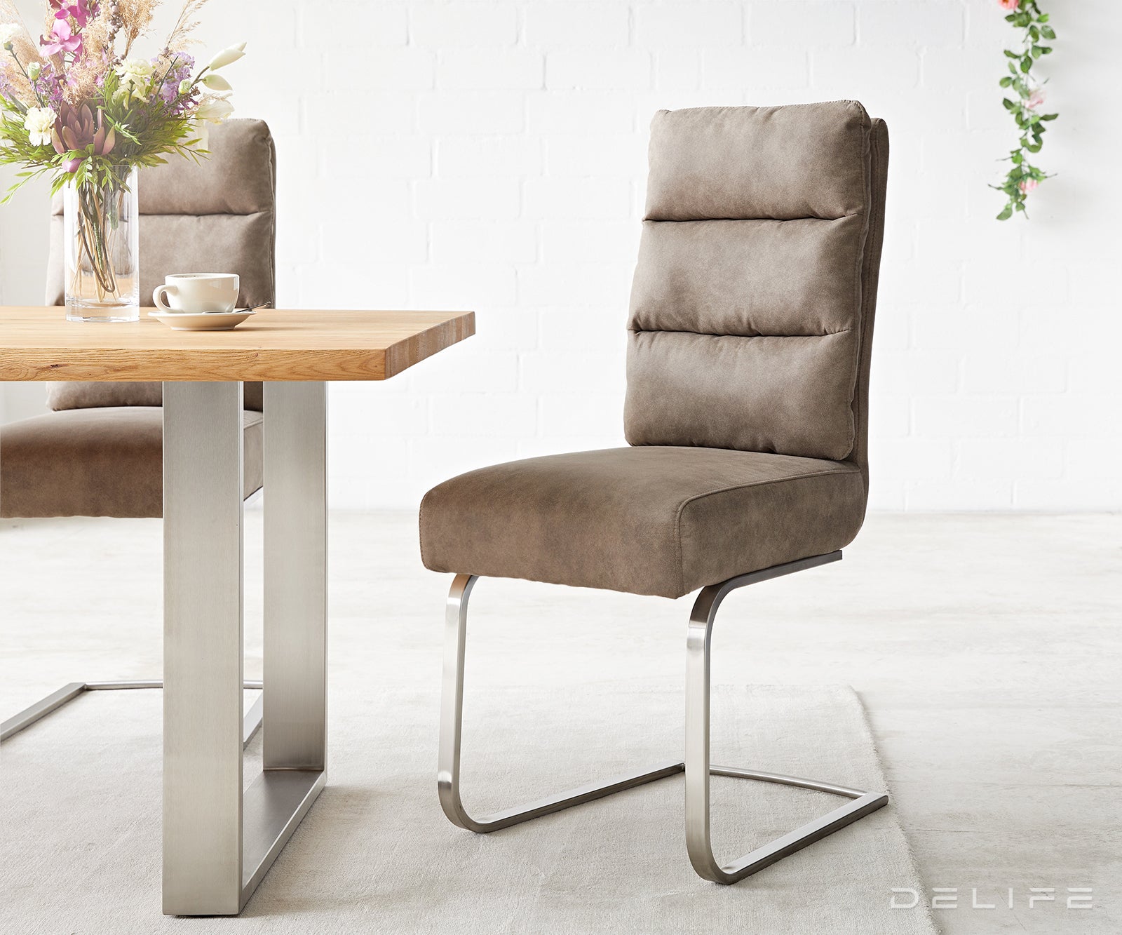 Jedilni stol Pela, Material: Mikrofibra