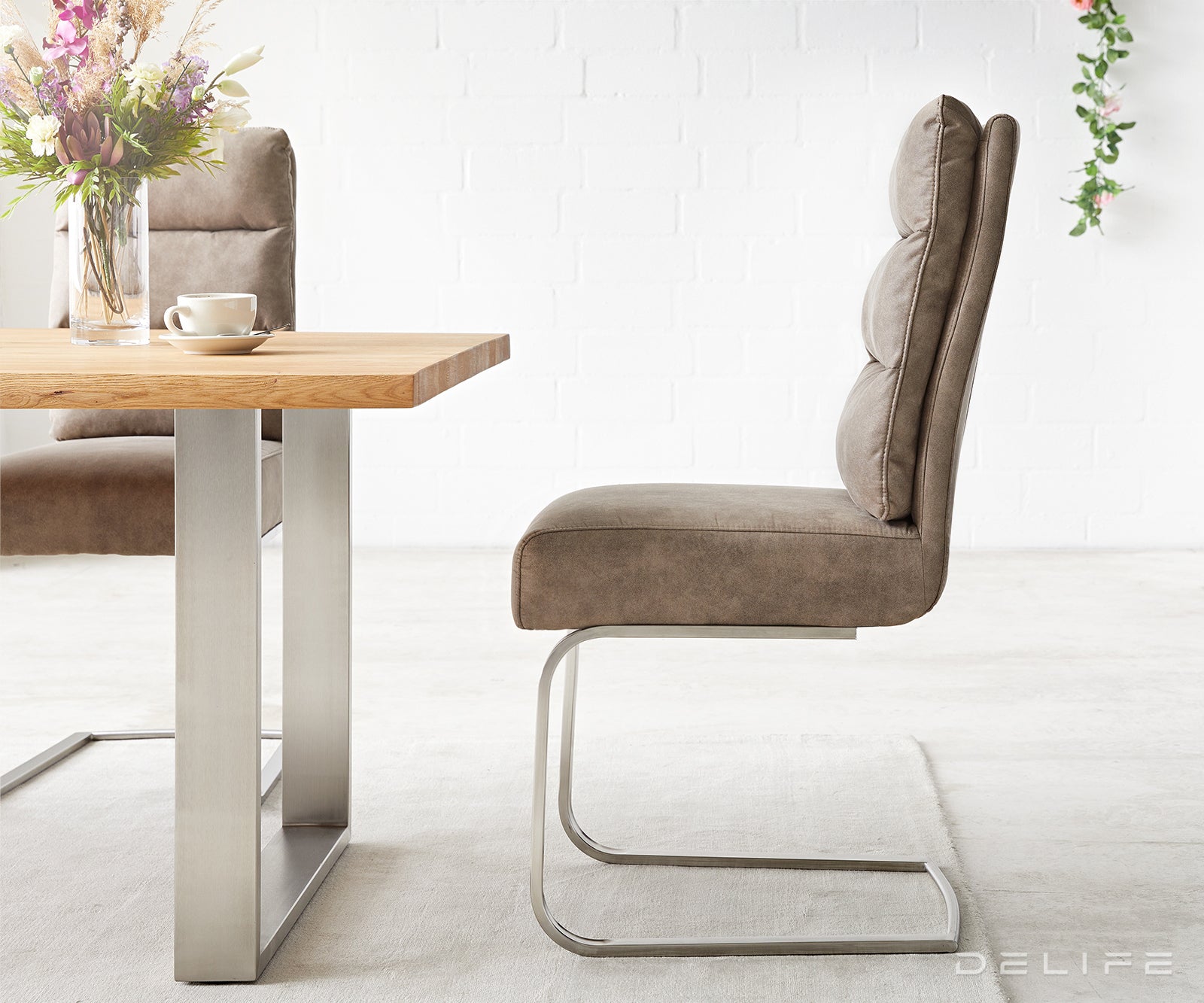 Jedilni stol Pela, Material: Mikrofibra