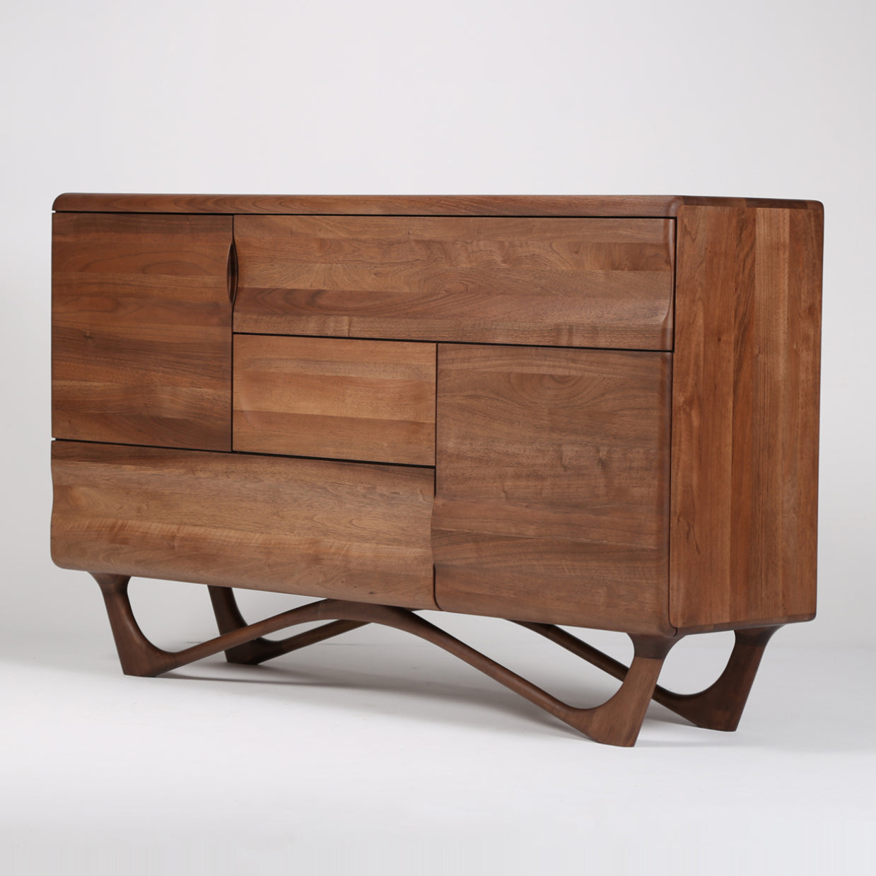 Komoda Antoni Alto 160x96 cm, material: polno les oreh