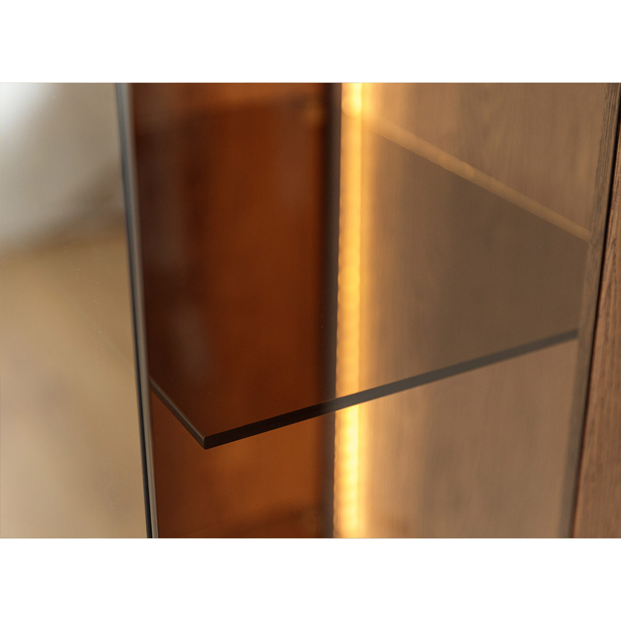 Vitrina Collodi 43x205 cm, Material: Masivno hrastovo les