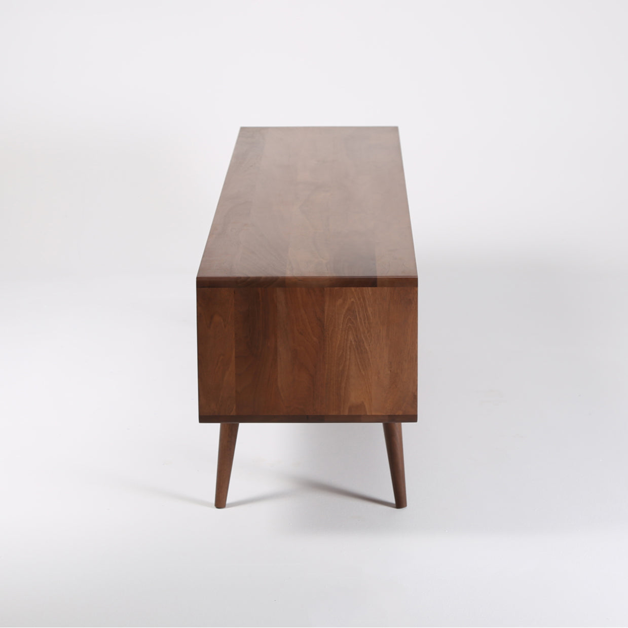 TV komoda Primo Bassa 160x41,5 cm, material: polno les oreh
