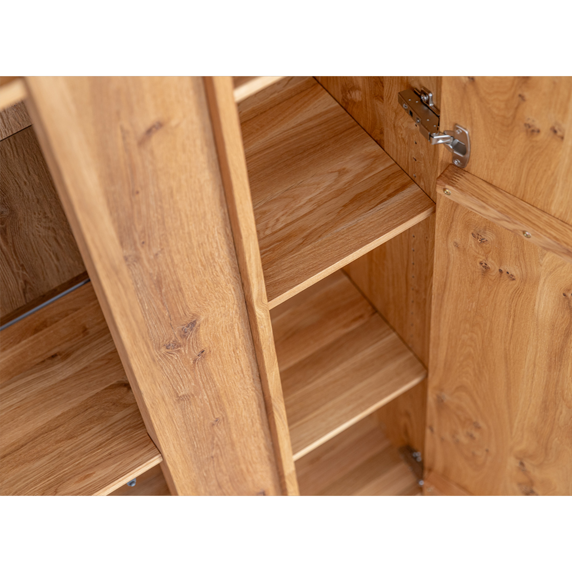 Vitrina Collodi 84,50x205 cm, Material: Masivno hrastovo les