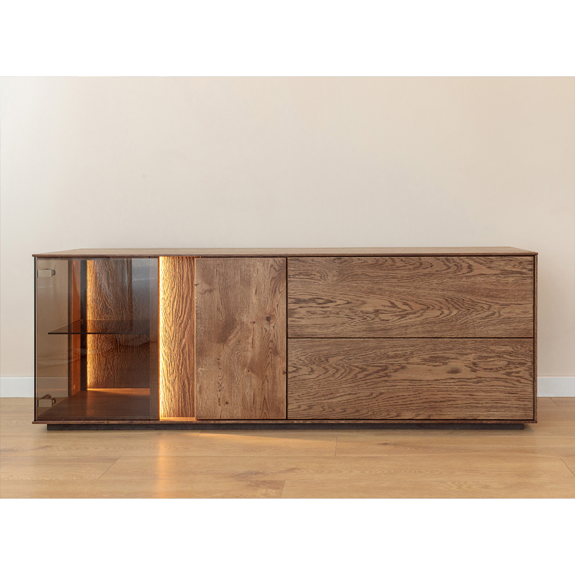 TV komoda Collodi s steklom, material: masivni hrast