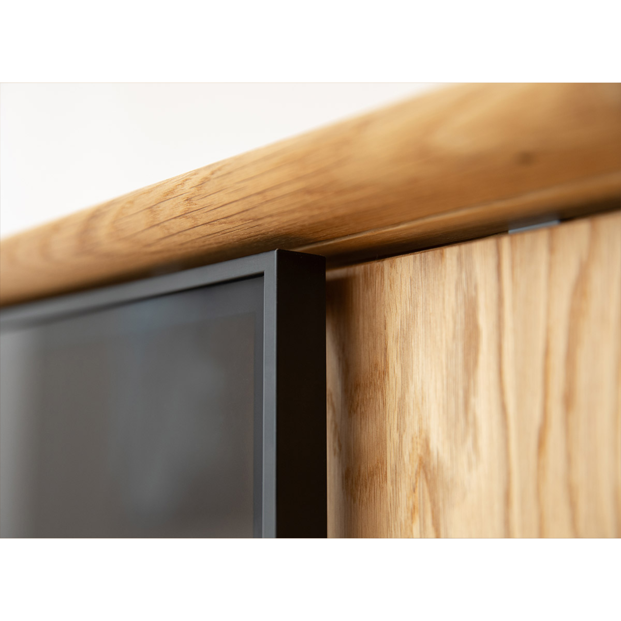 TV komoda Modern Loft 200x50 cm s steklom, material: masivni hrast