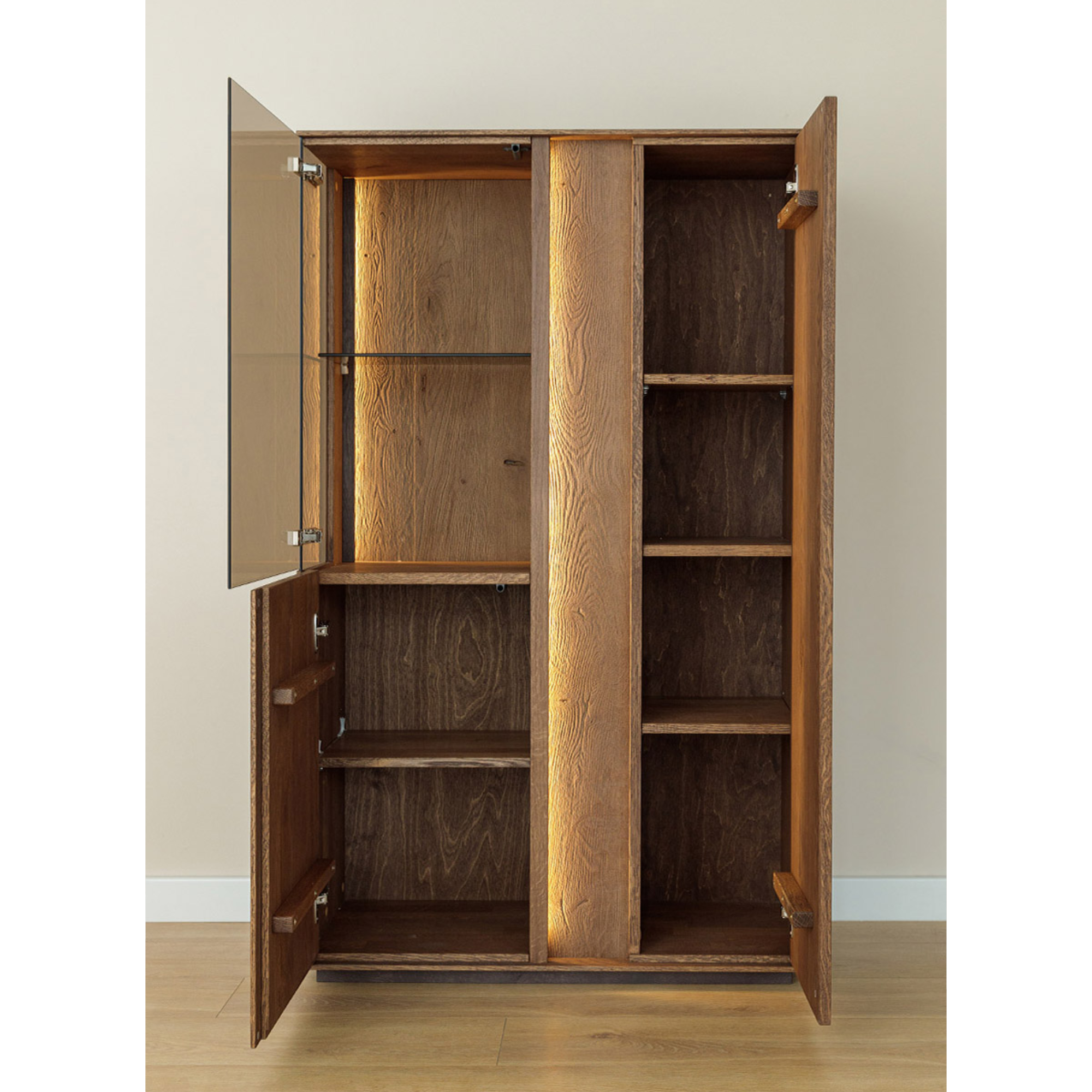 Vitrina Collodi 85x140 cm, Material: Masivno hrastovo les