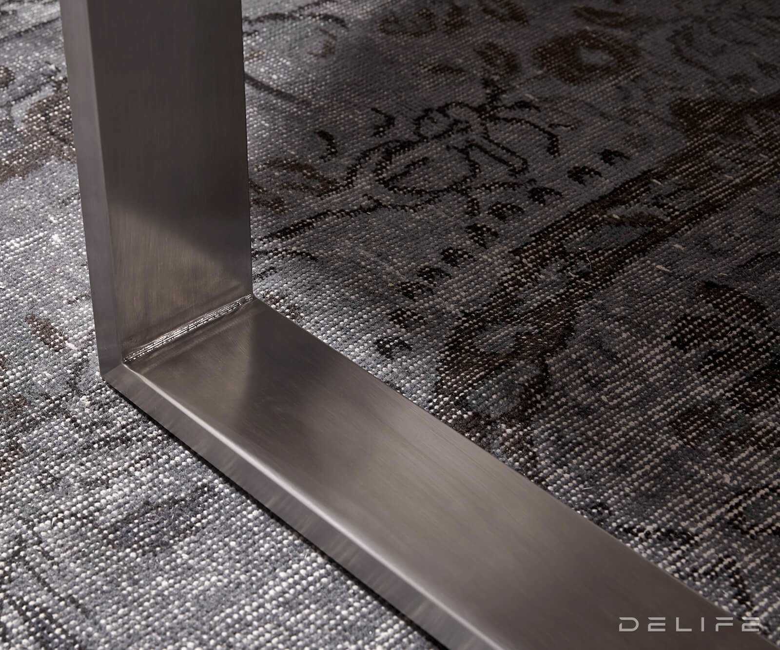 Jedilna miza Edge 2, Material: Akacija