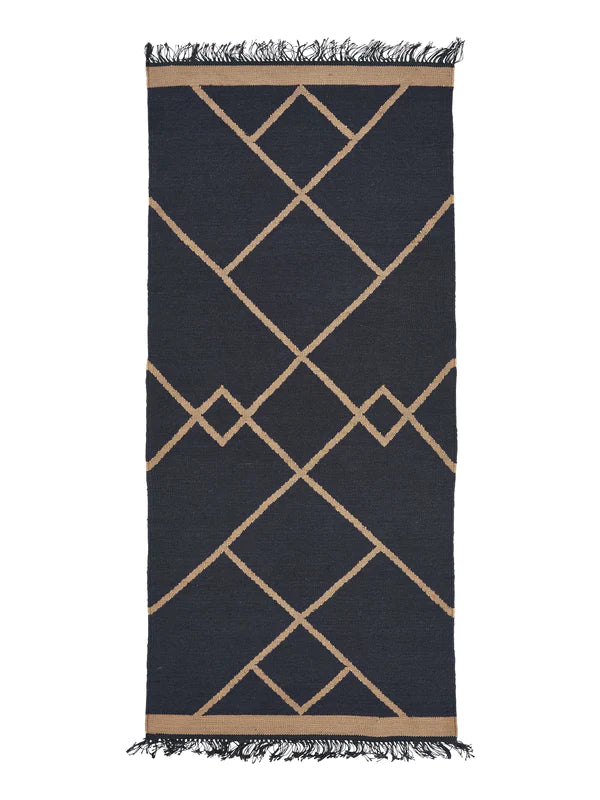 Preproga Smilla, material: 90 % novozelandska volna, 10 % poliester