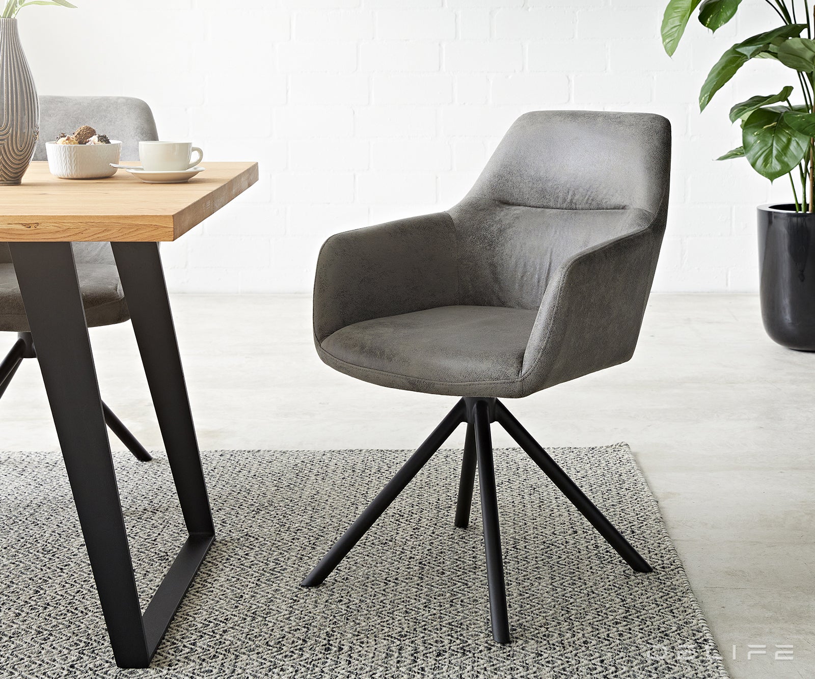 Jedilni stol Pejo, Material: Mikrofibra