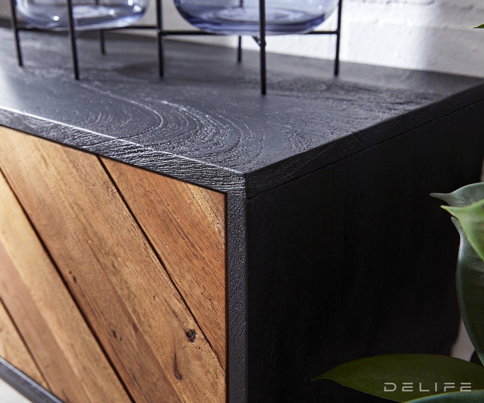 Predalnik Famke, Material: Mango