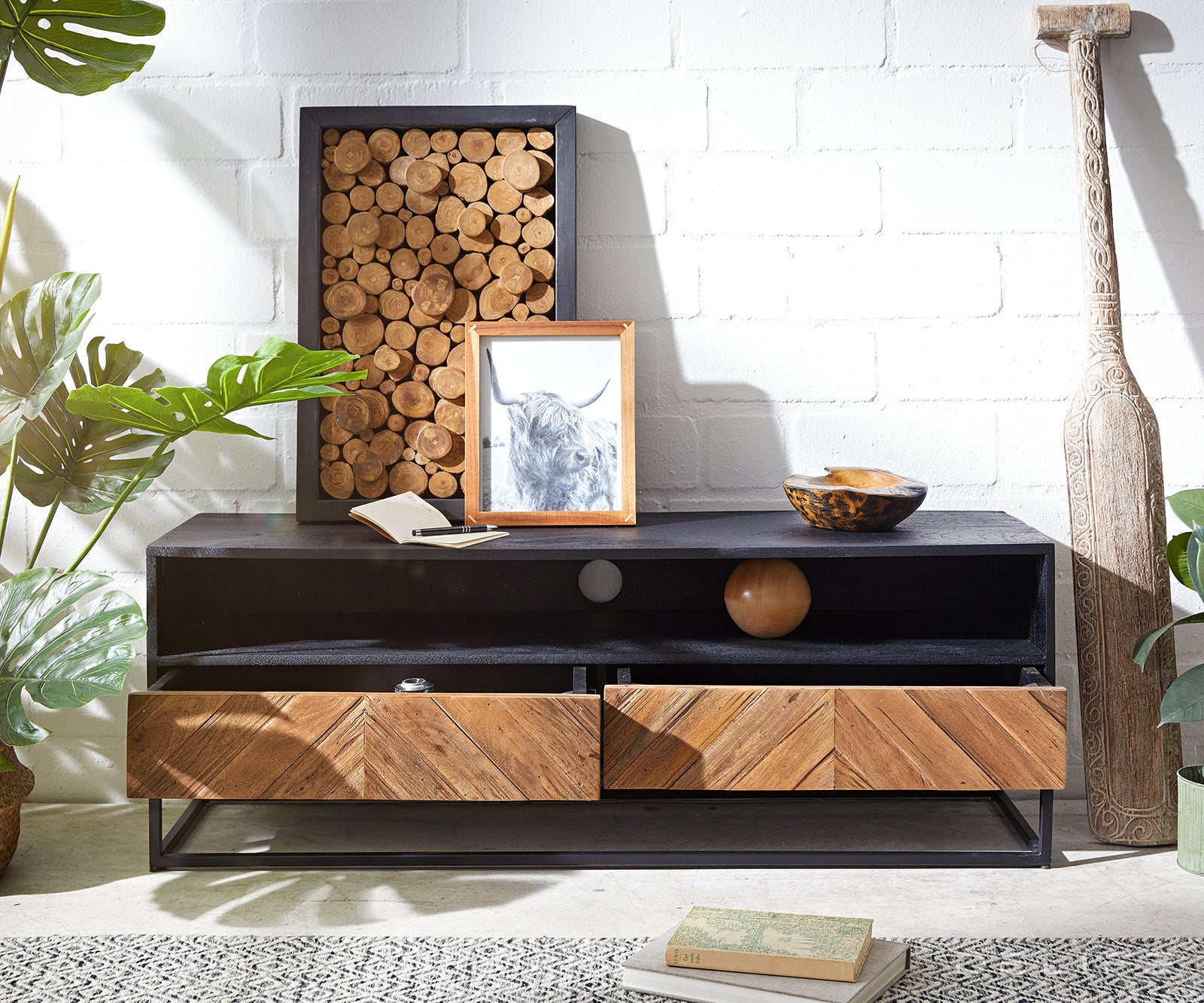 Predalnik Famke, Material: Mango