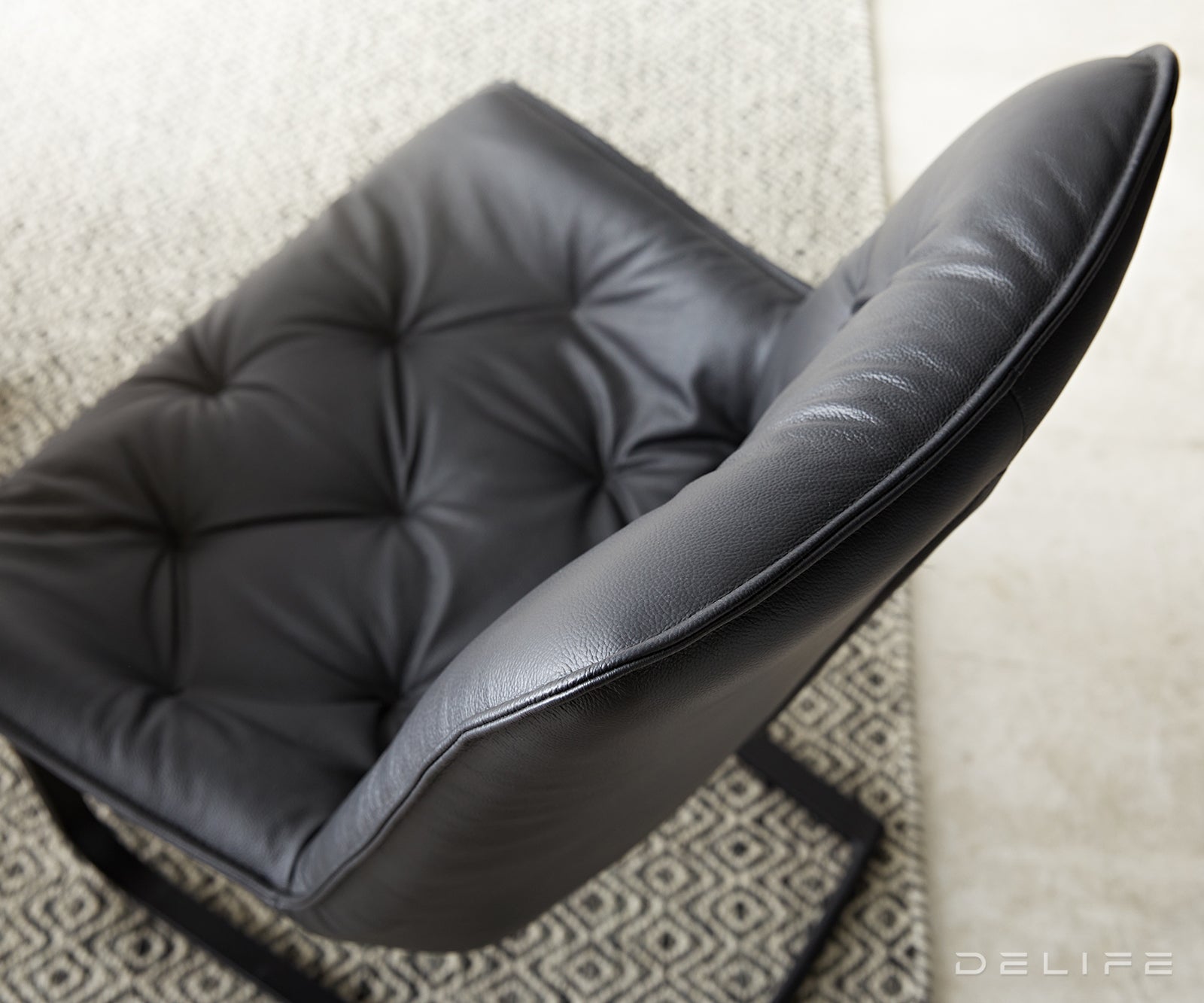 Jedilni stol Taimi, material: usnje