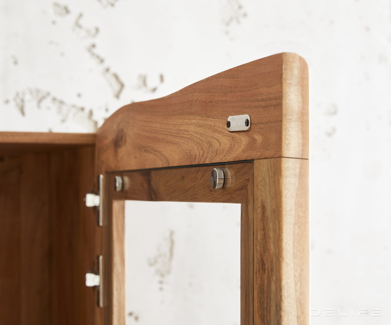 Visoka komoda Live-Edge 120x190cm, Material: Akacija