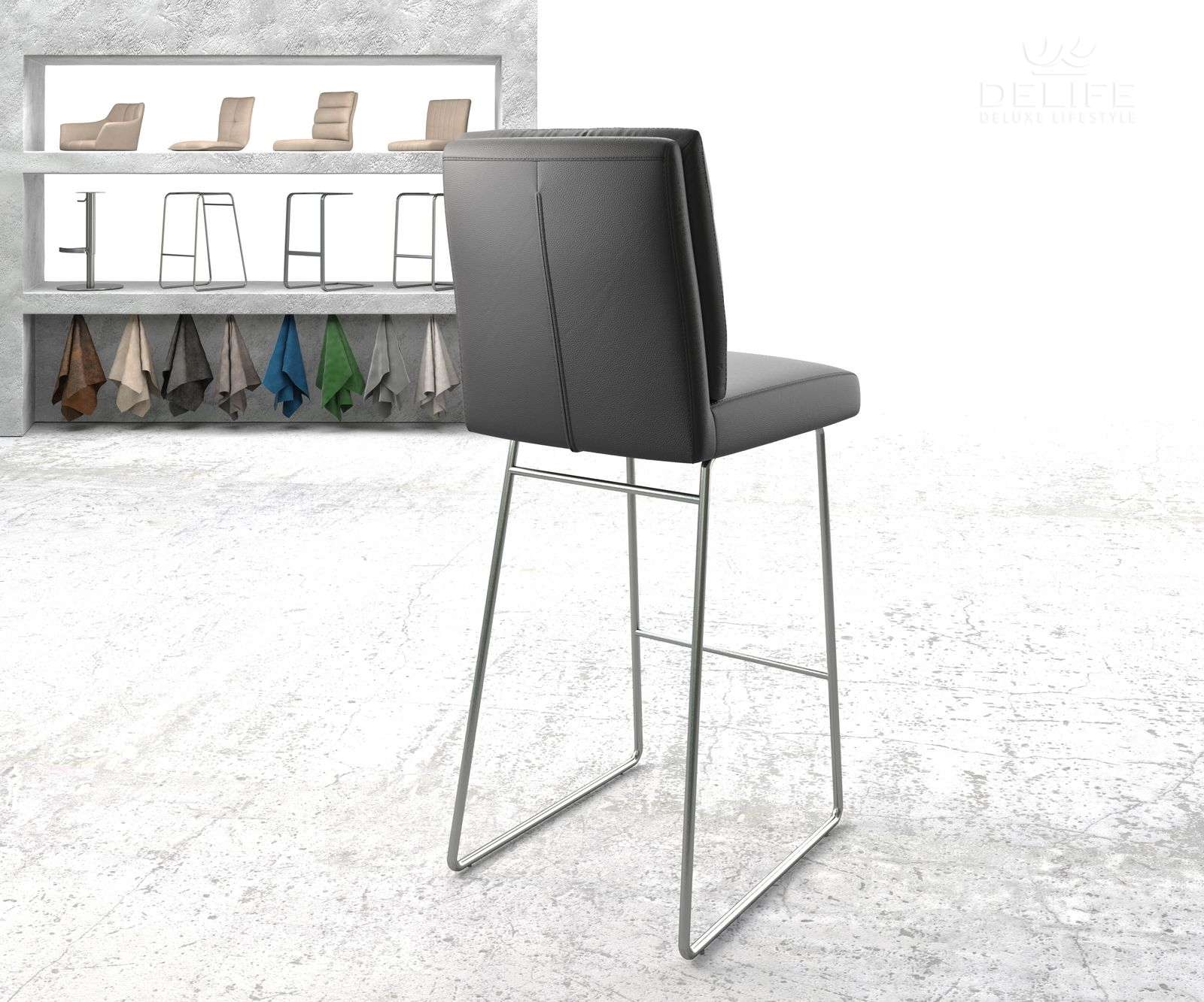 Barski stol Pela, Material: Usnje