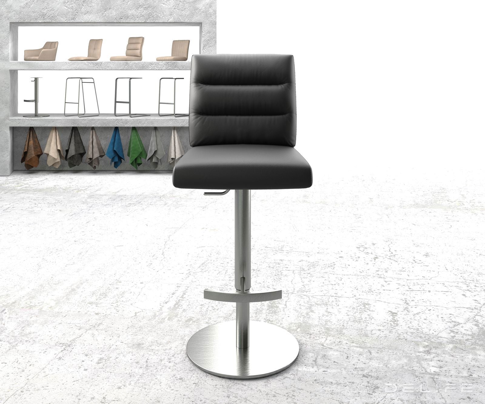 Barski stol Pela, Material: Usnje