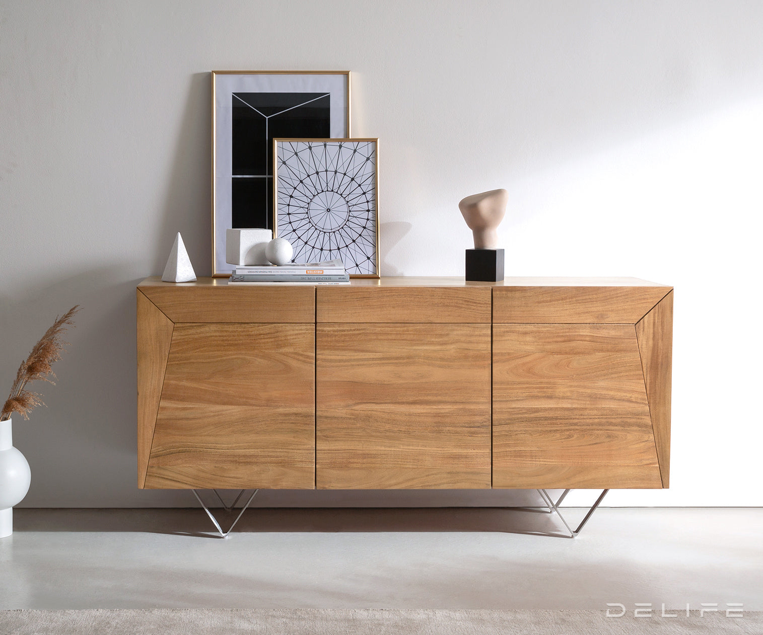 Komoda Kayu, Material: akacija