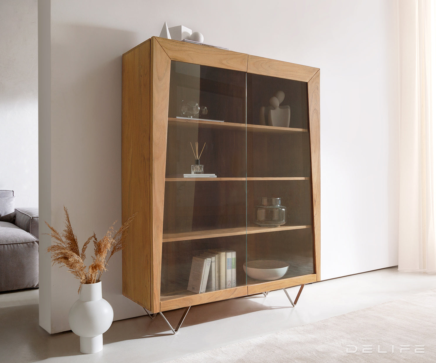 Visoka komoda Kayu, Material: akacija