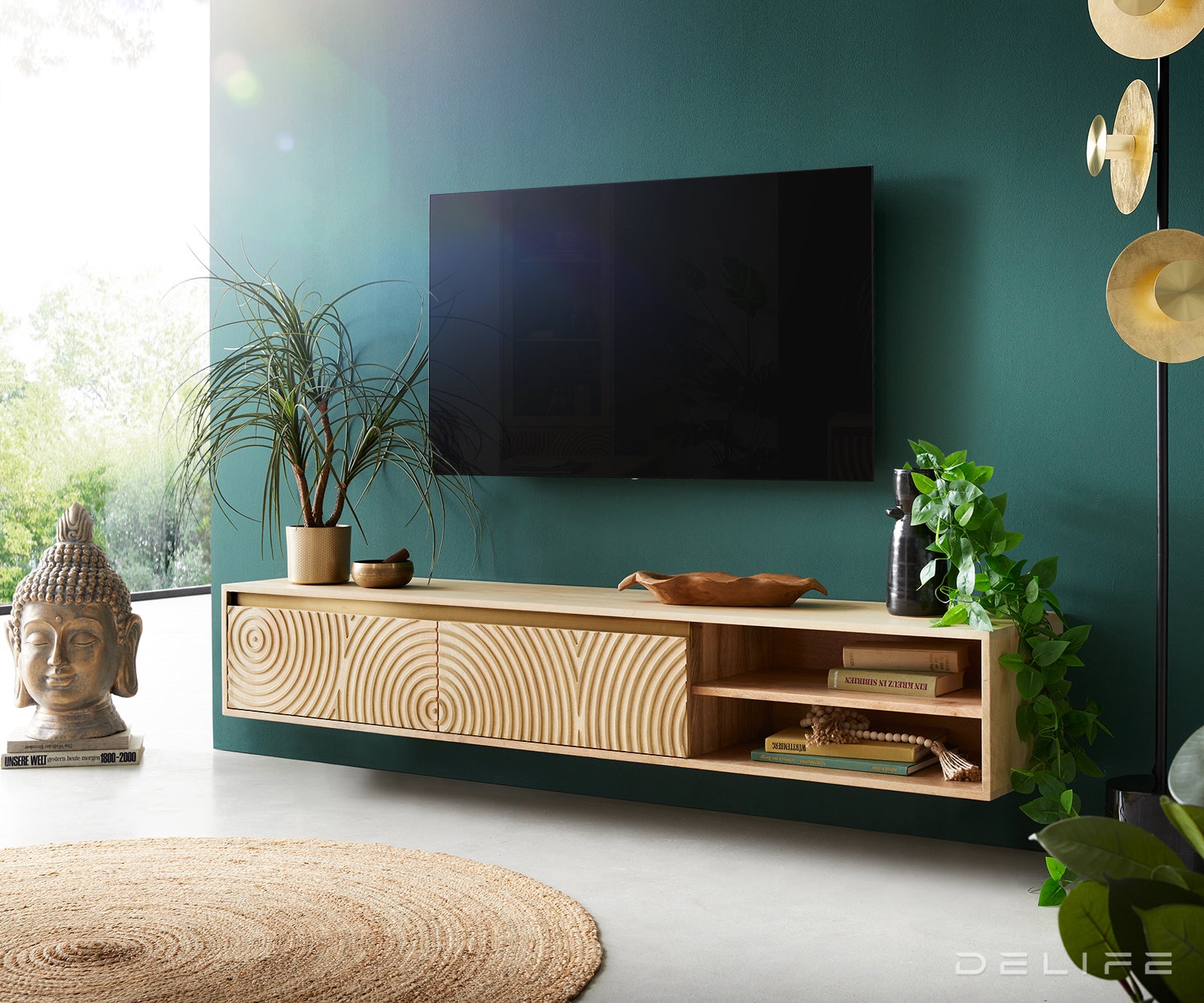 Komoda Budaya, material: mango