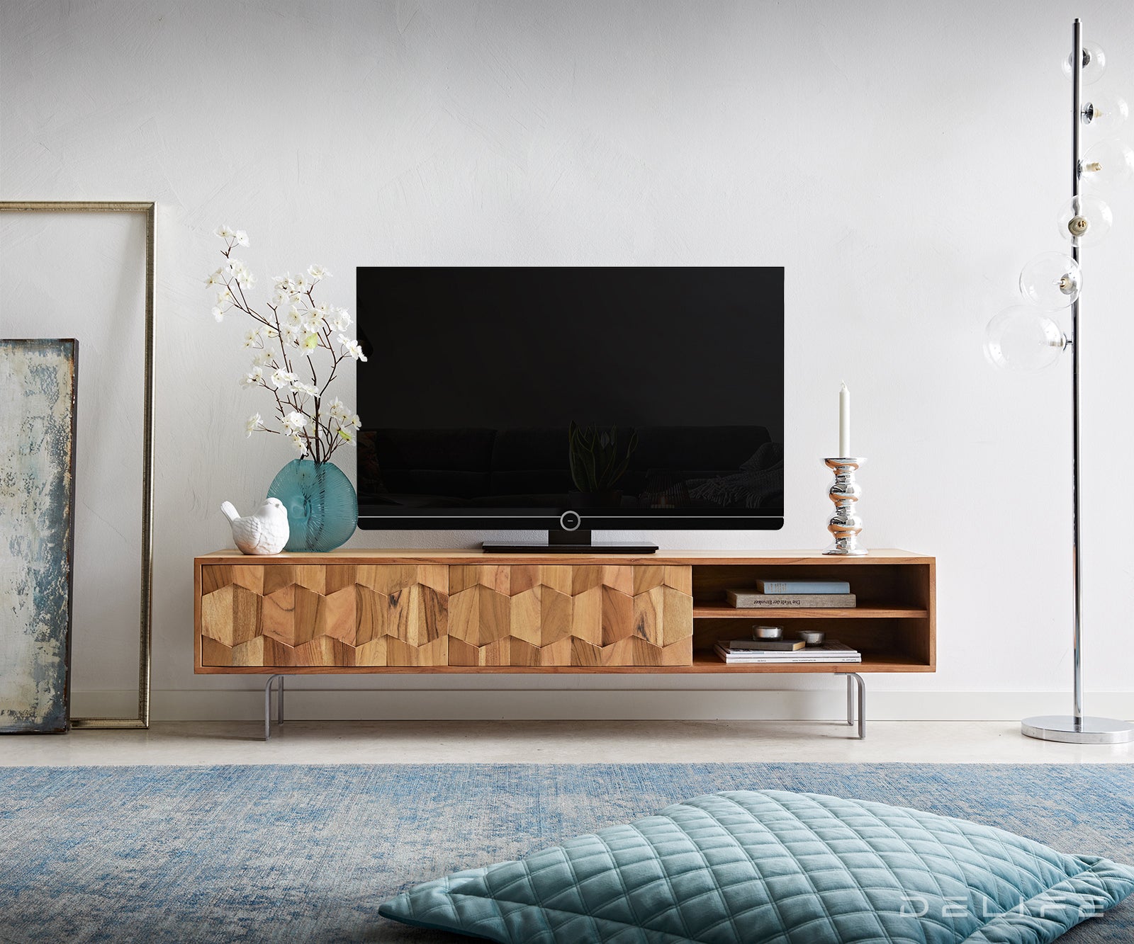 Predalnik Fevo, 2 vrata, Material: Akacija