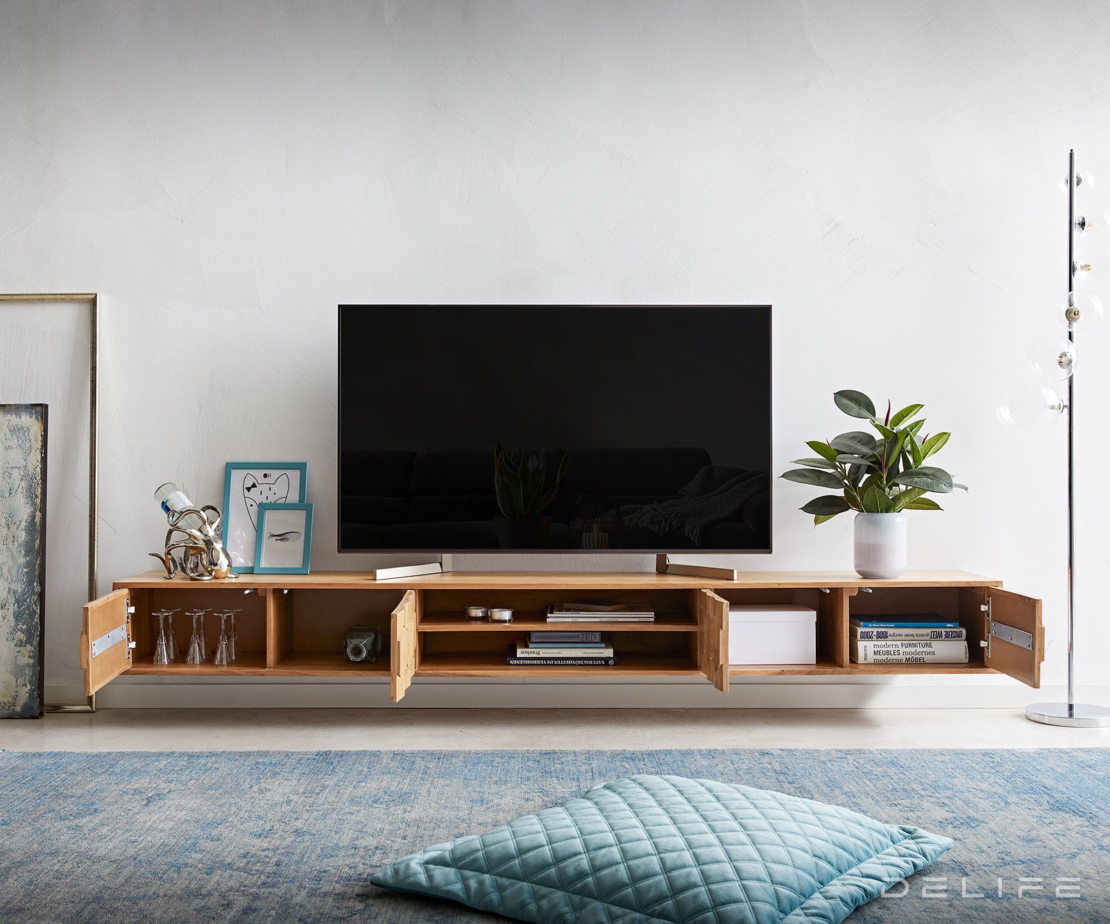 Predalnik Fevo, 4 vrata, Material: Akacija