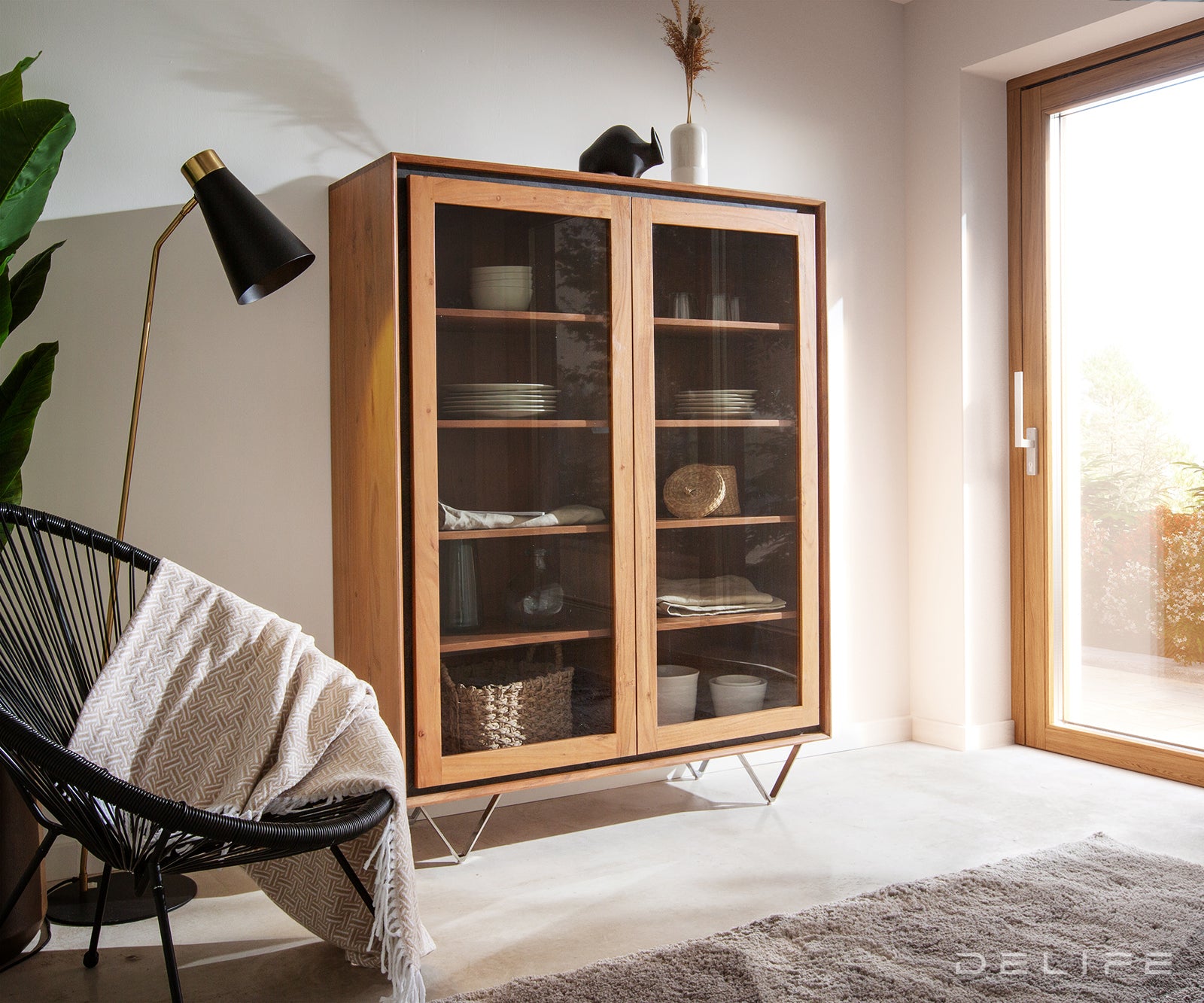 Visoka komoda Stonegrace, Material: Akacija