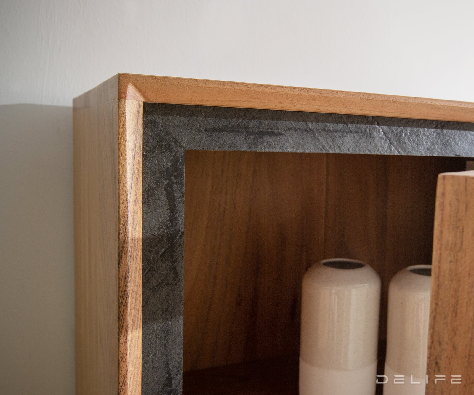 Visoka komoda Stonegrace, Material: Akacija