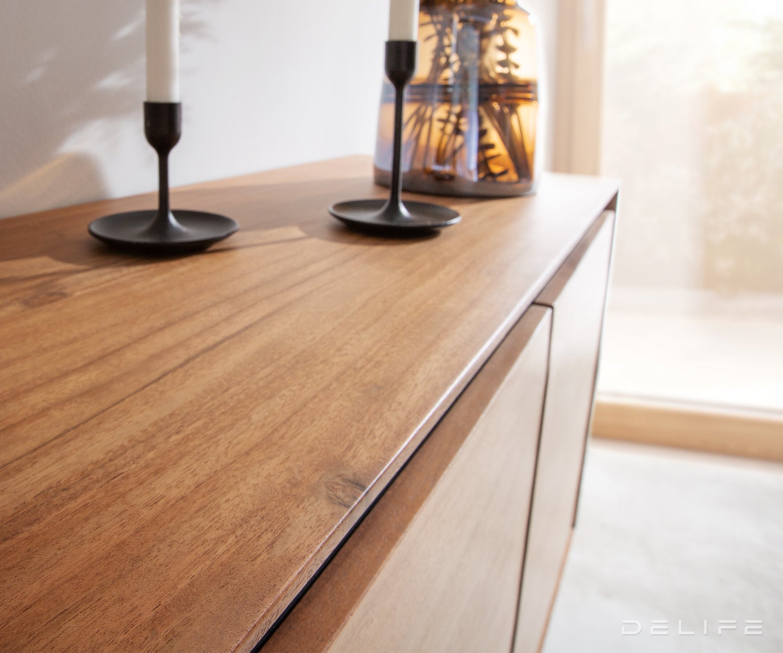 Predalnik Stonegrace, Material: Akacija