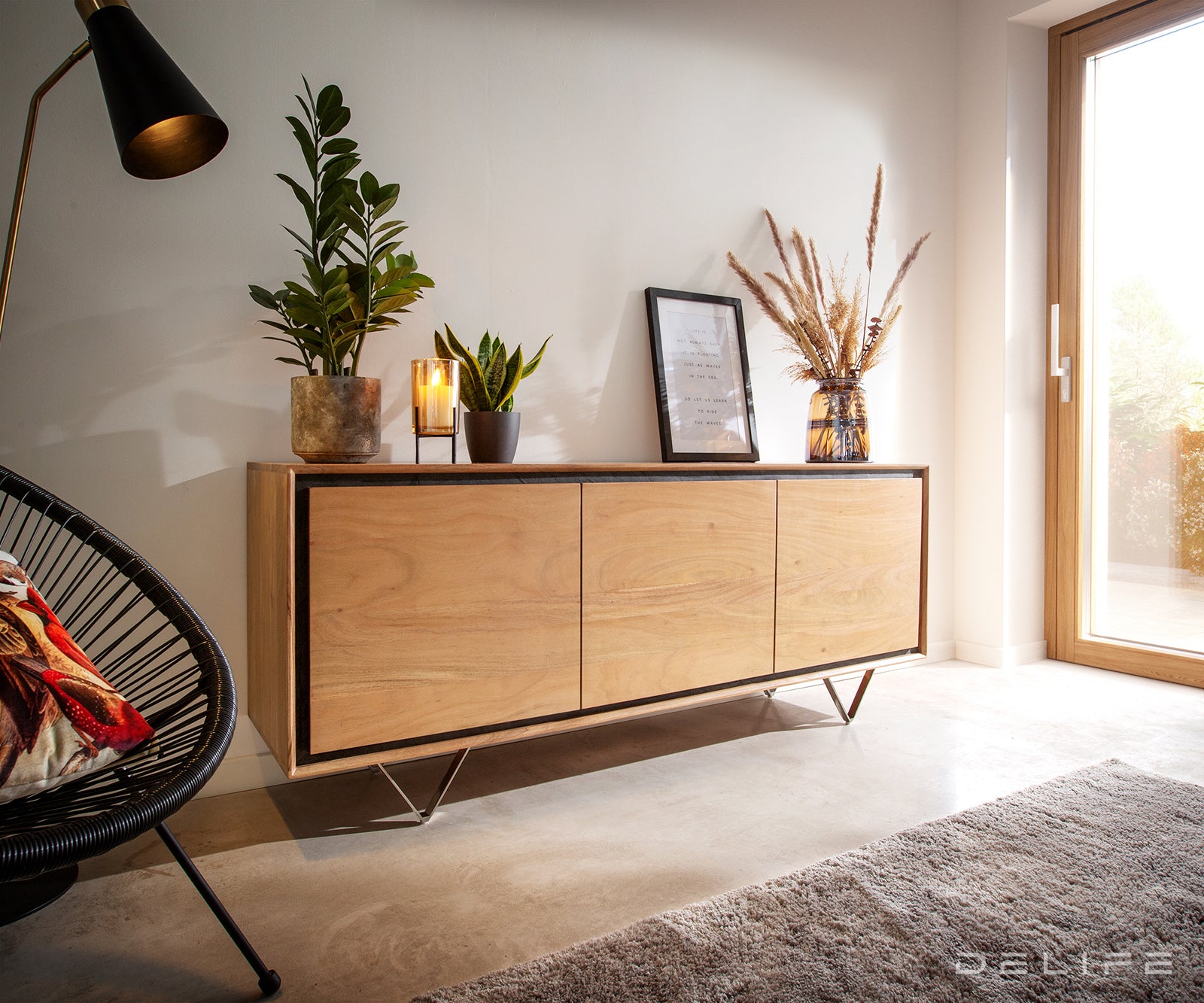 Predalnik Stonegrace, Material: Akacija