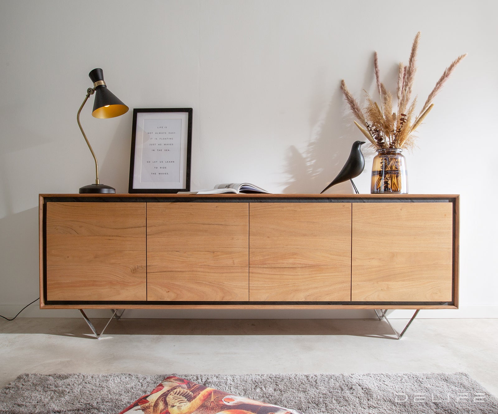 Predalnik Stonegrace, Material: Akacija